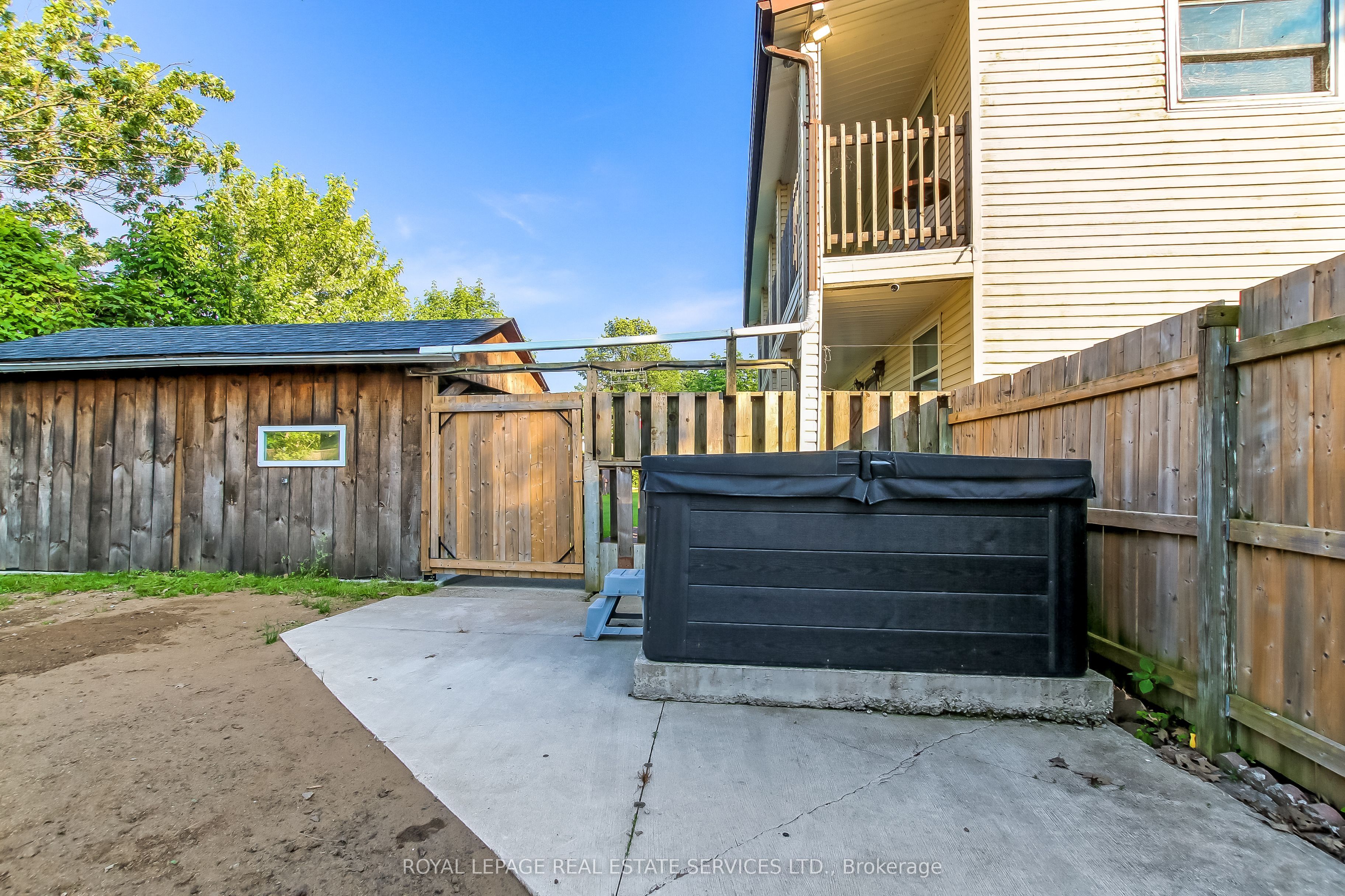 20 Bayview Avenue Property Photo 19