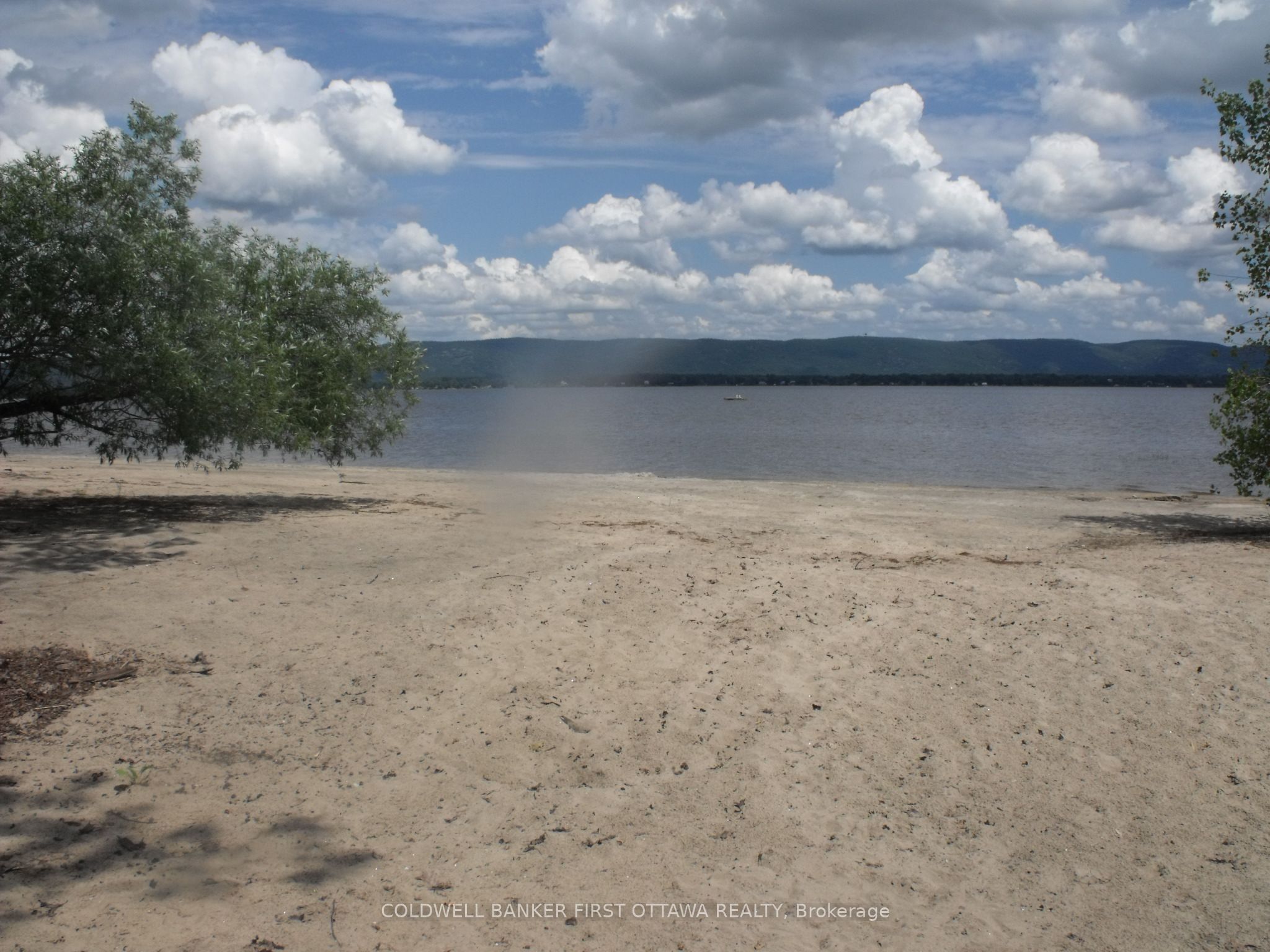 123 Bayview Drive Property Photo 13
