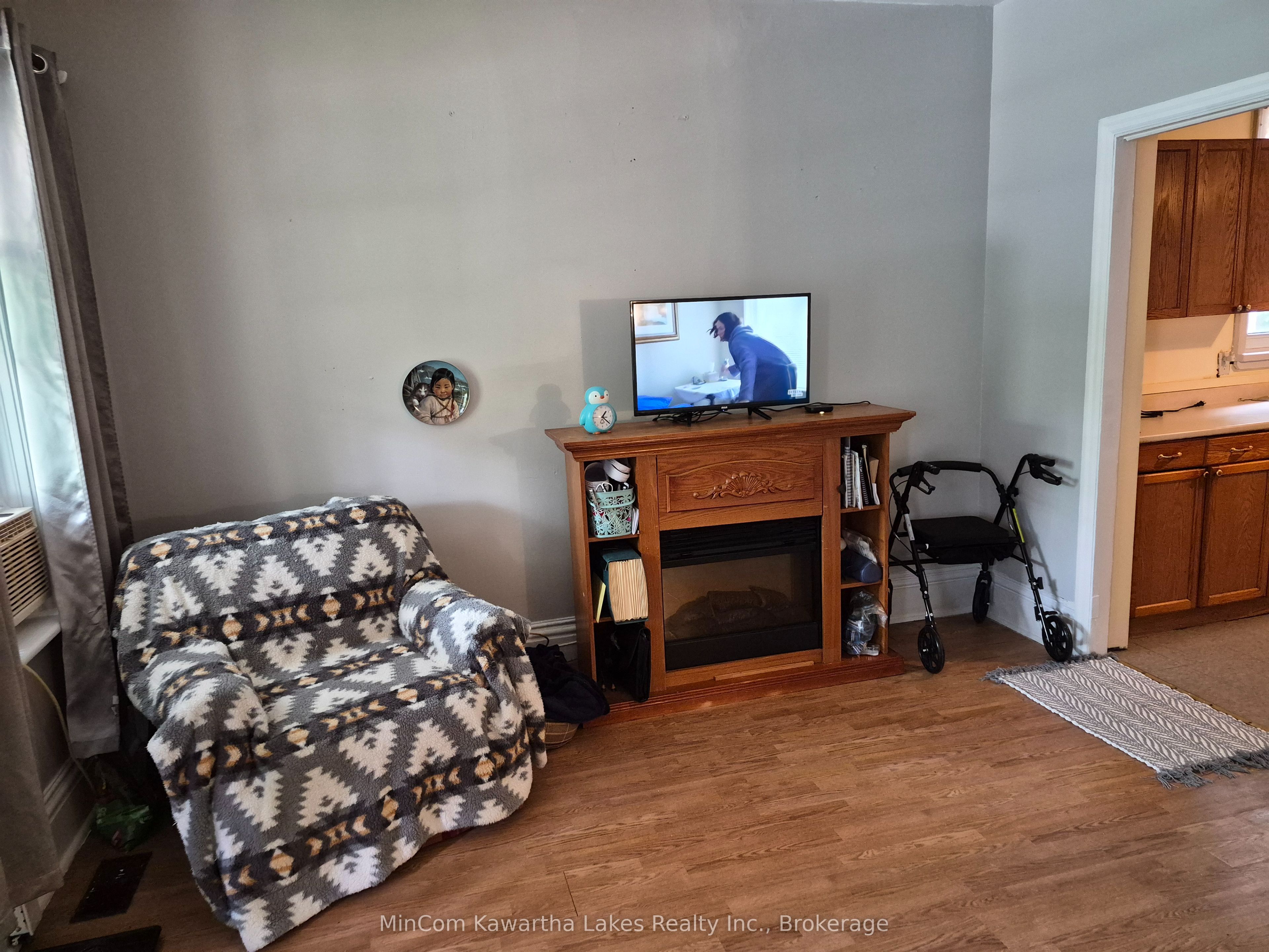 460 Driscoll Terrace Property Photo 4