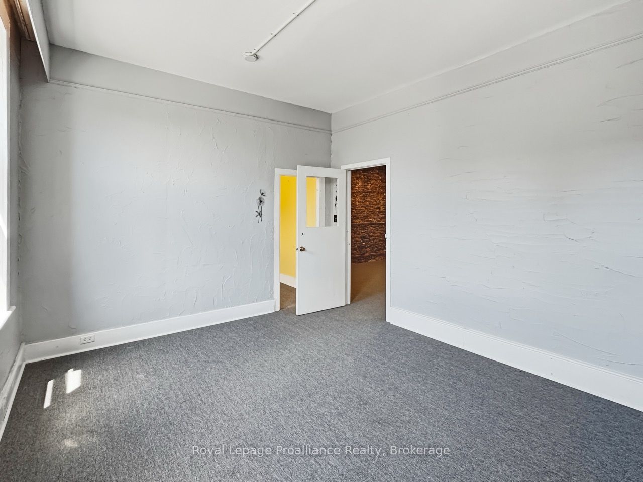 255 Front Street Property Photo 25