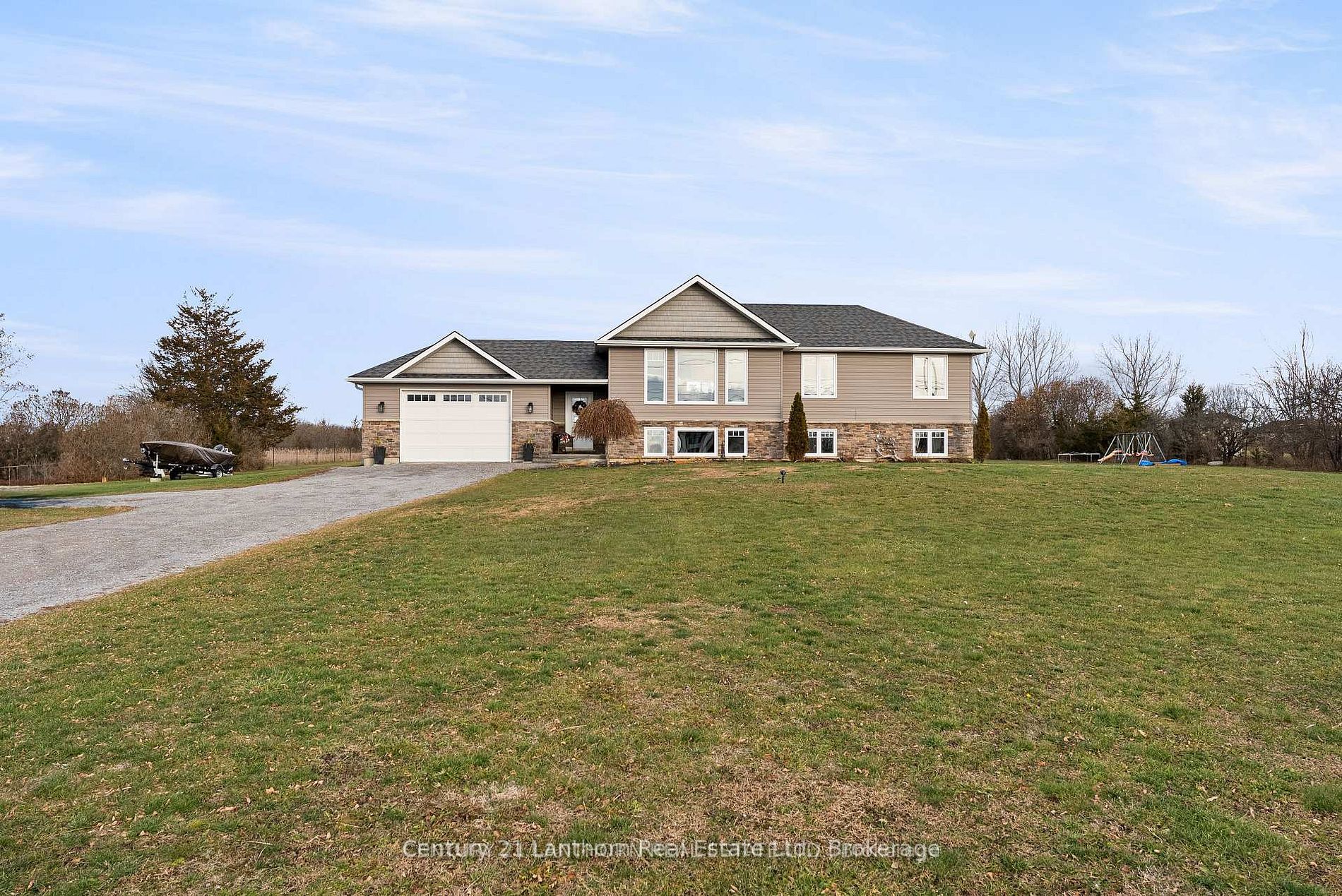 20846 Loyalist Parkway Property Photo 1