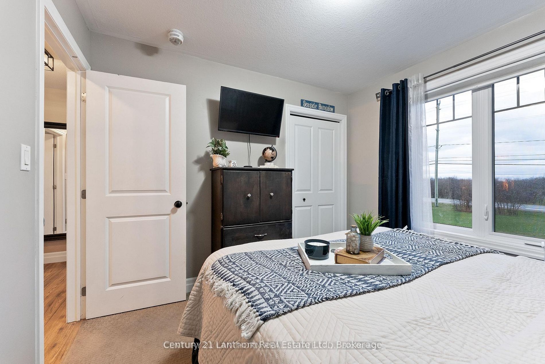 20846 Loyalist Parkway Property Photo 10