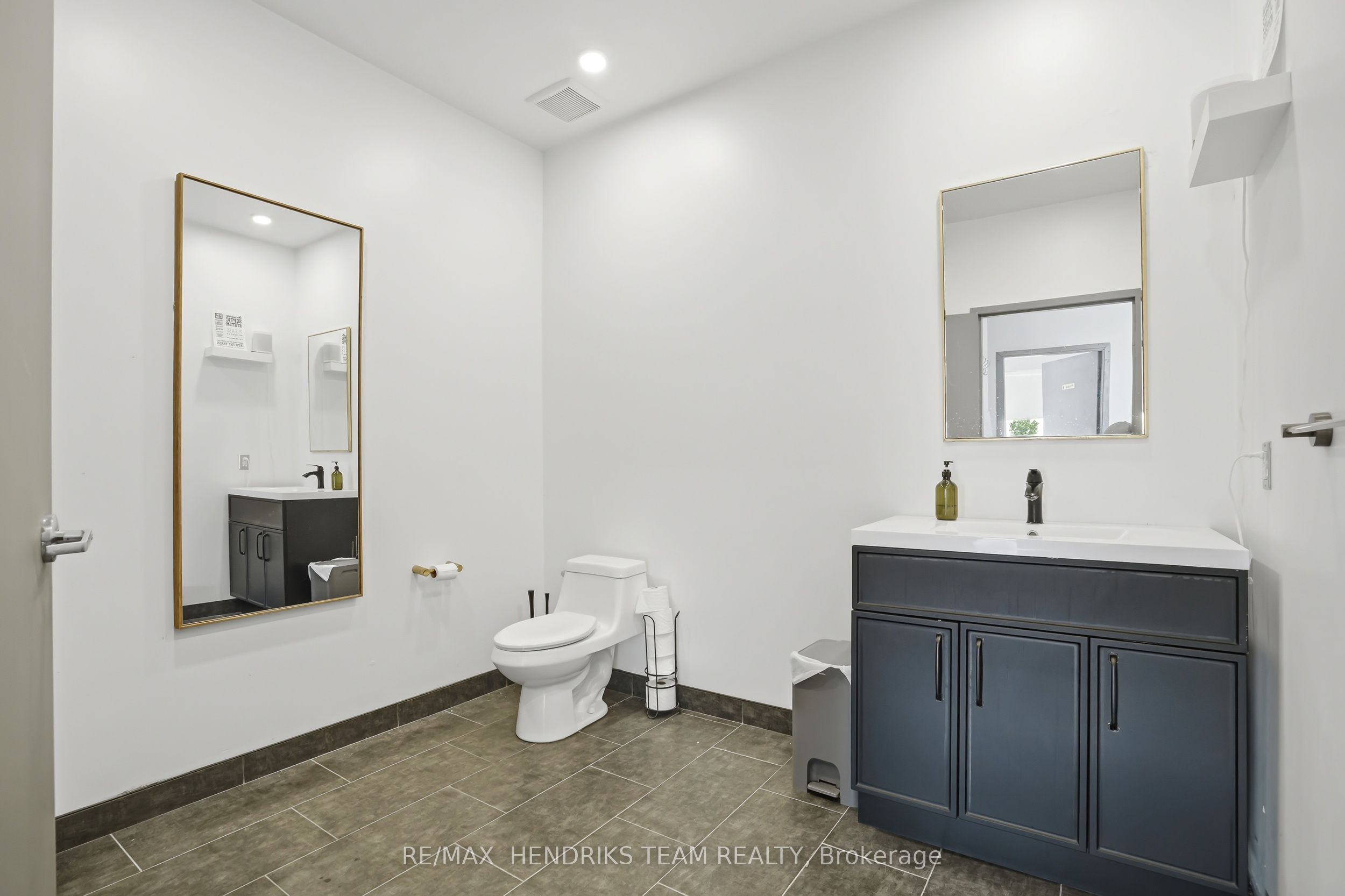 1387 Fourth Avenue Property Photo 21