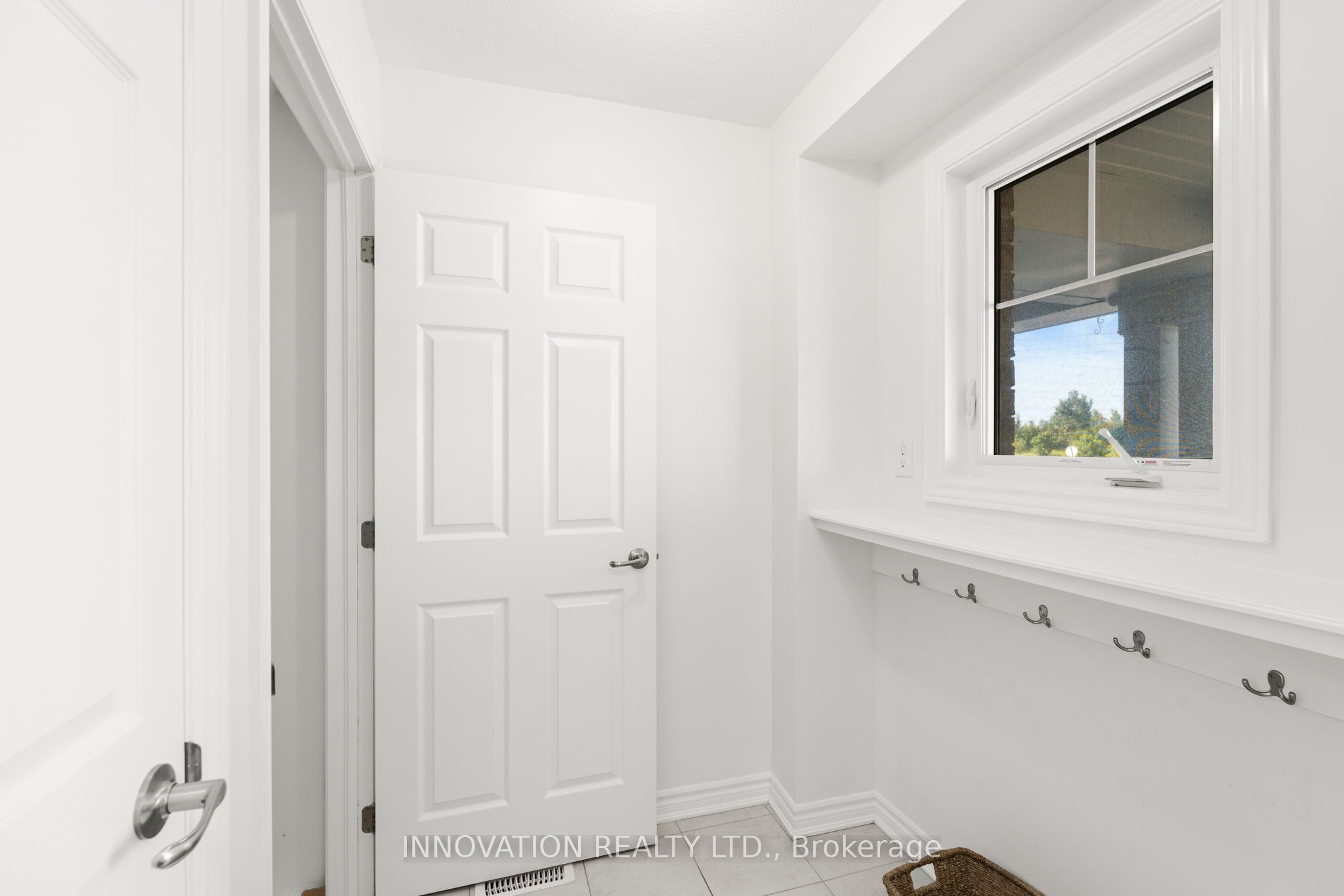 389 Rouncey Road Property Photo 4