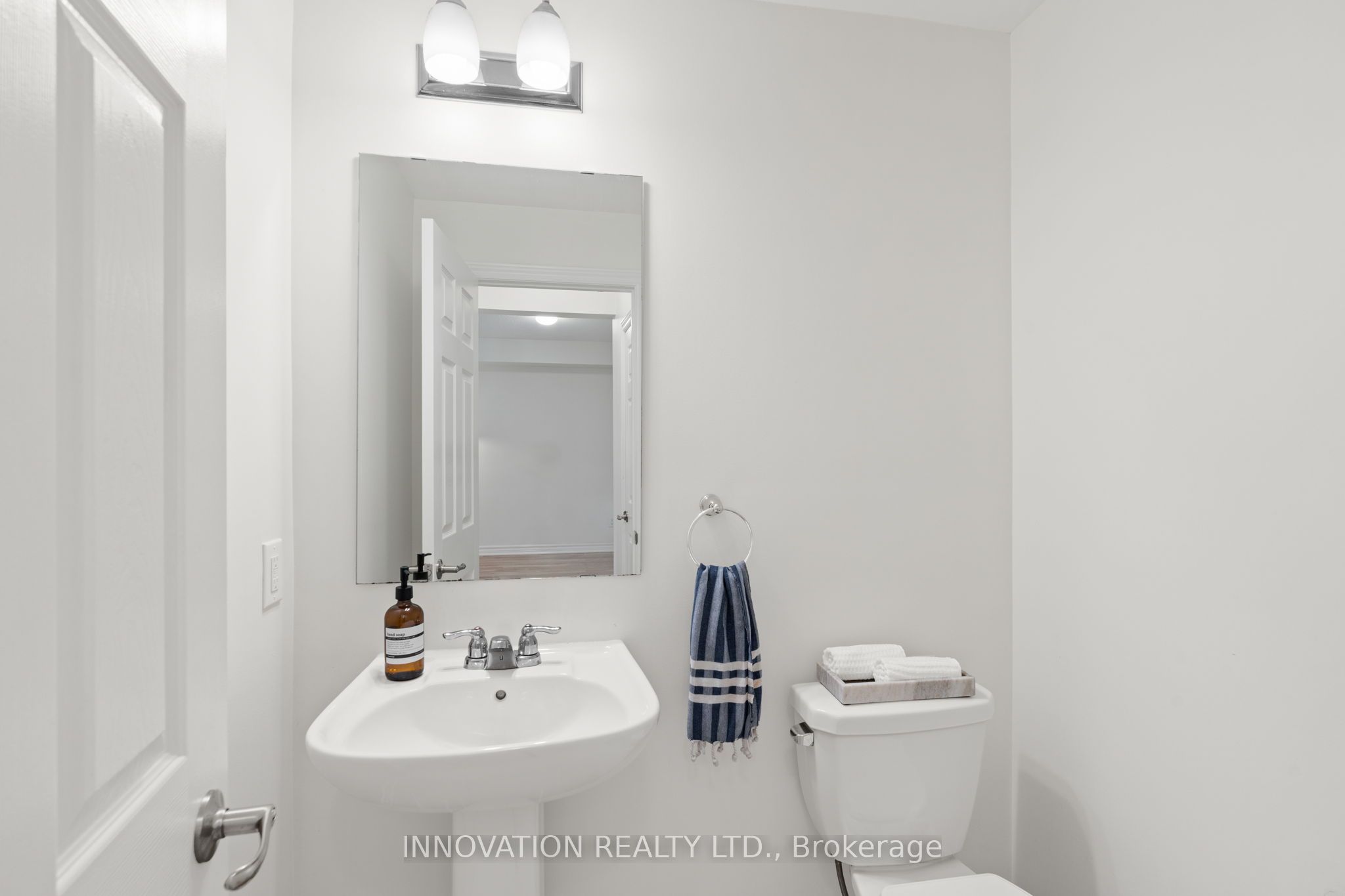 389 Rouncey Road Property Photo 10