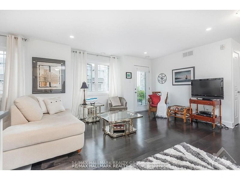340 Tribeca Private 10 Property Photo 5