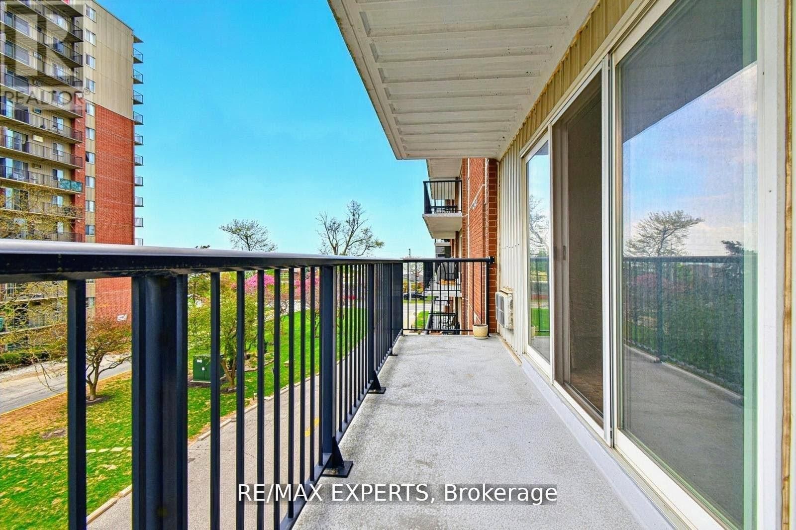 8591 Riverside Drive E 410 Property Photo 23
