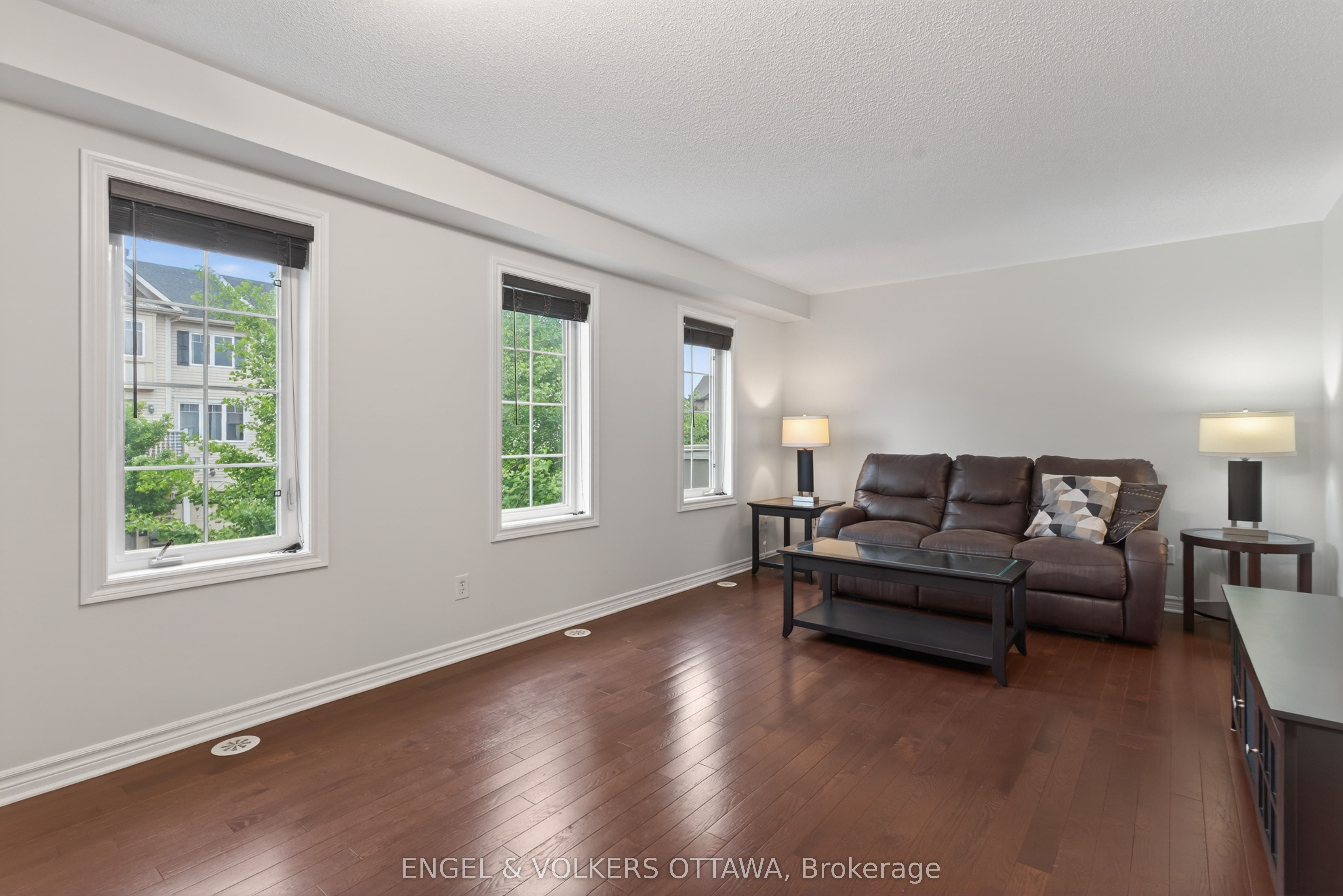 2043 Madrid Avenue Property Photo 14
