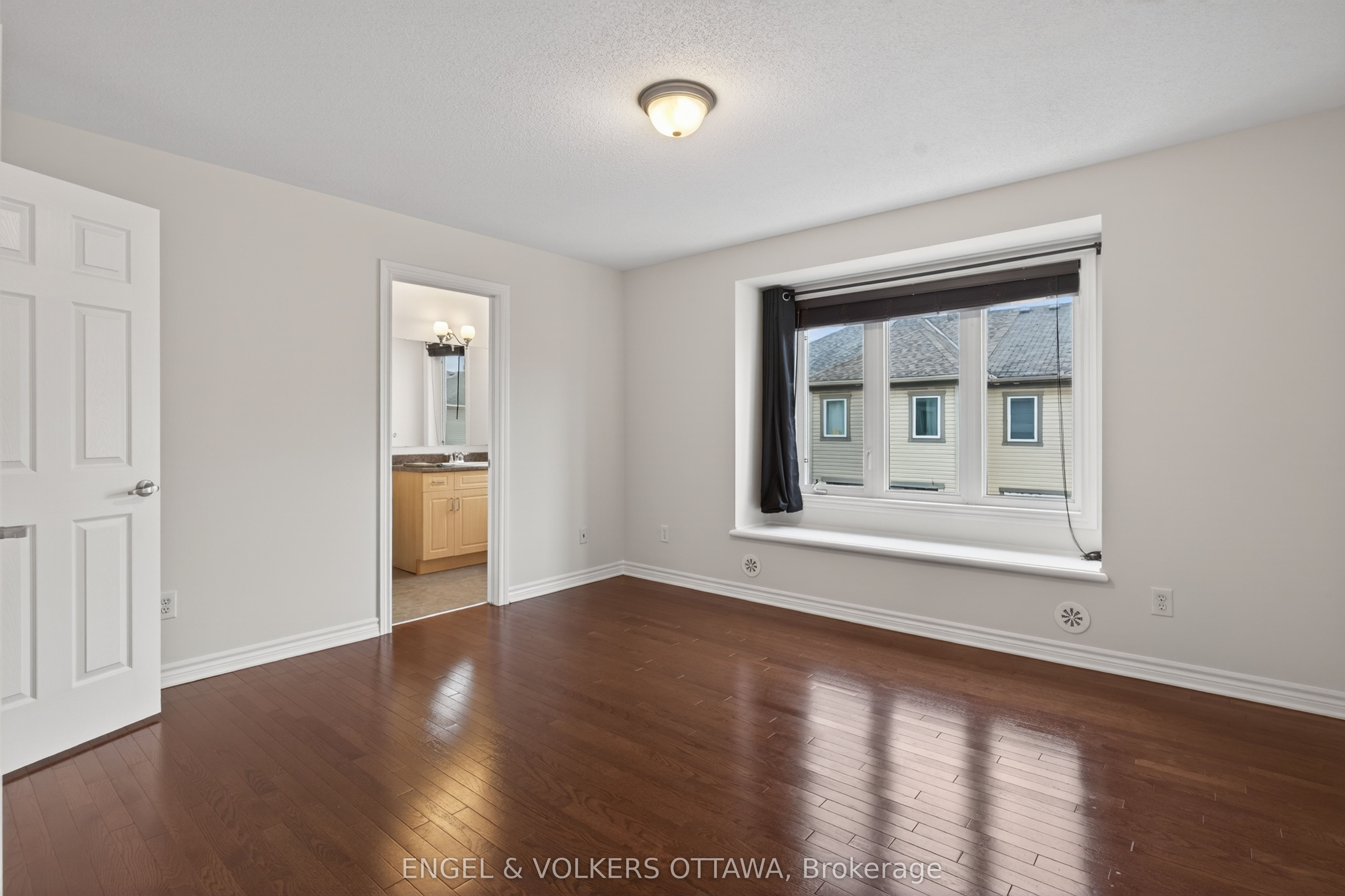 2043 Madrid Avenue Property Photo 28