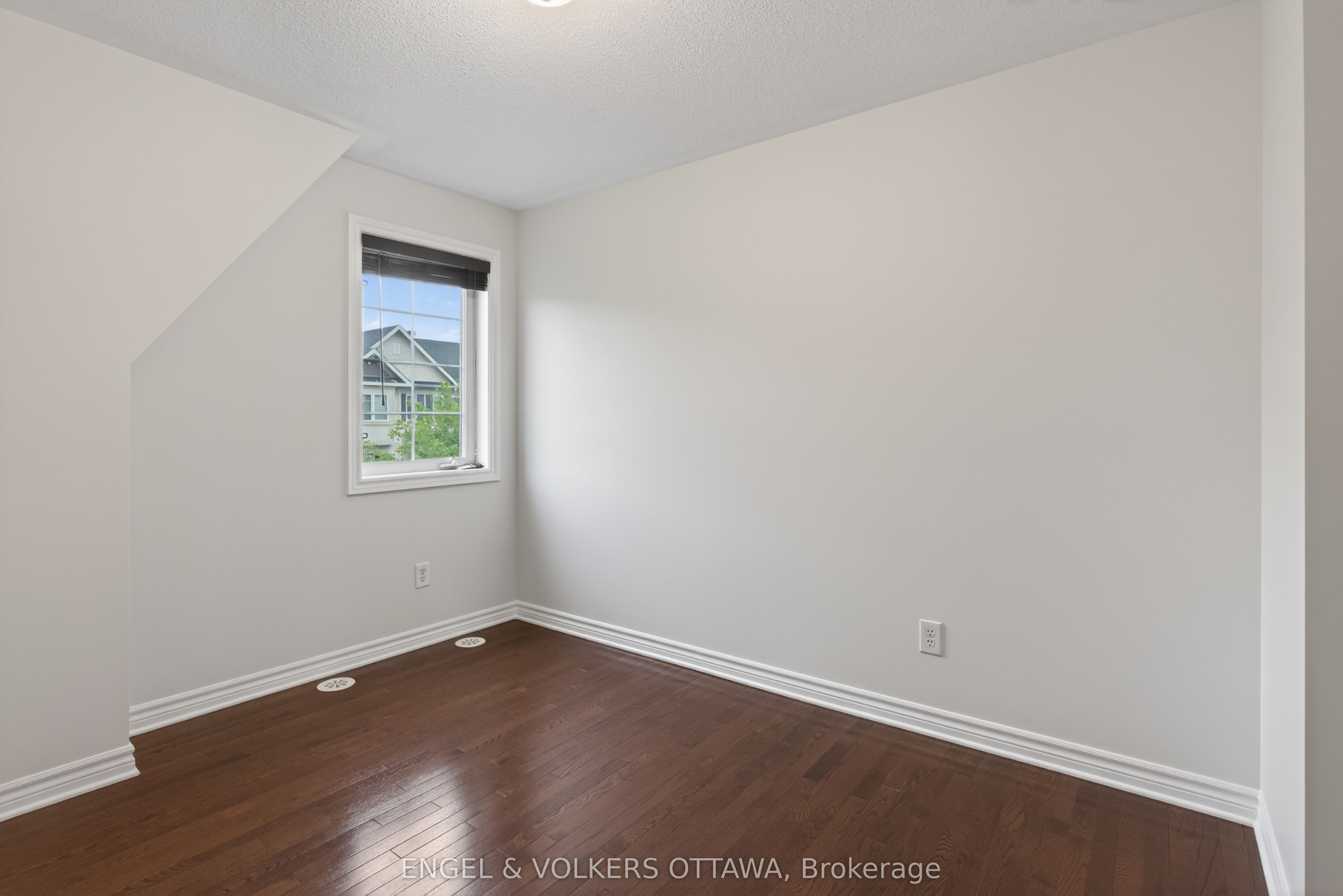 2043 Madrid Avenue Property Photo 34