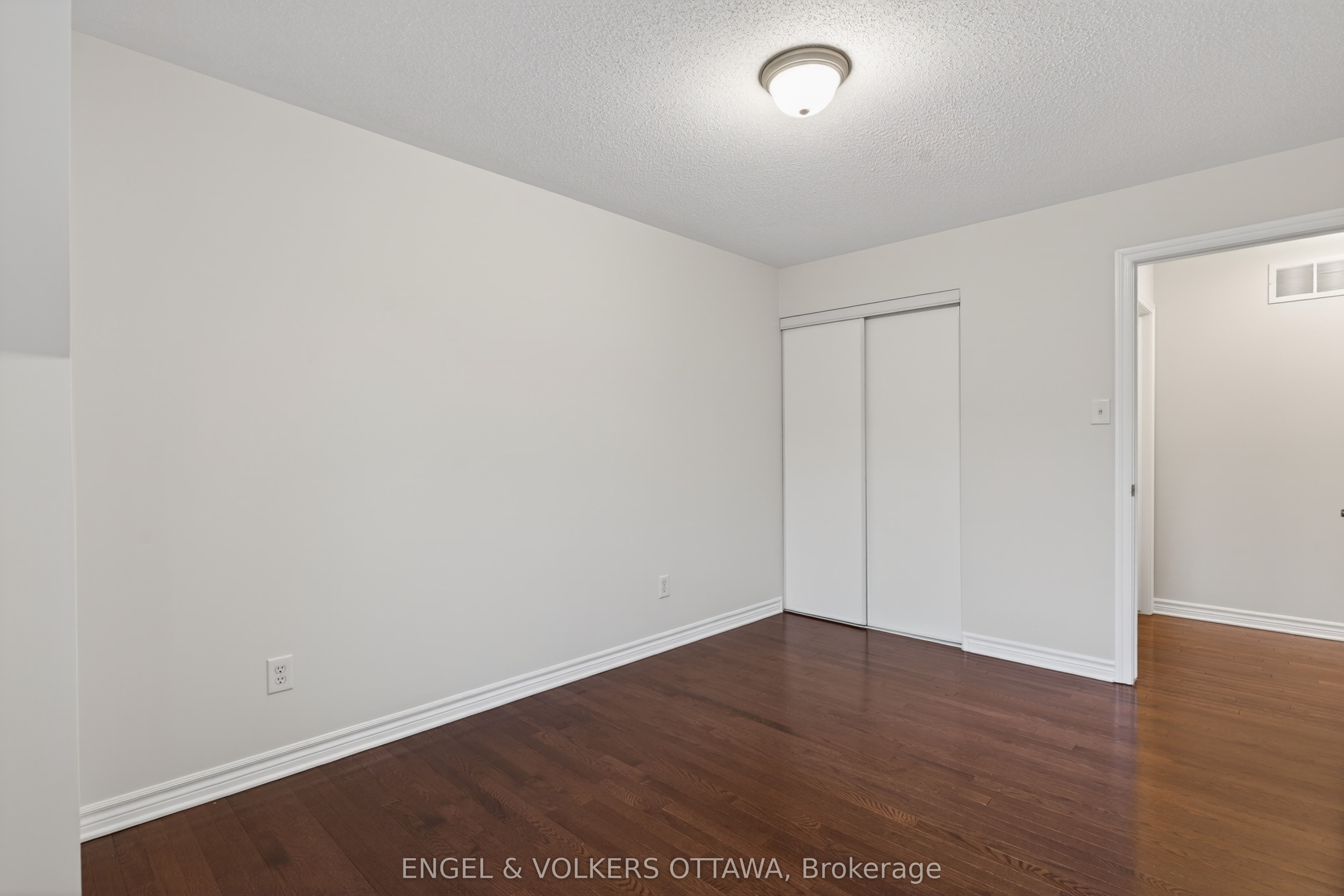 2043 Madrid Avenue Property Photo 42