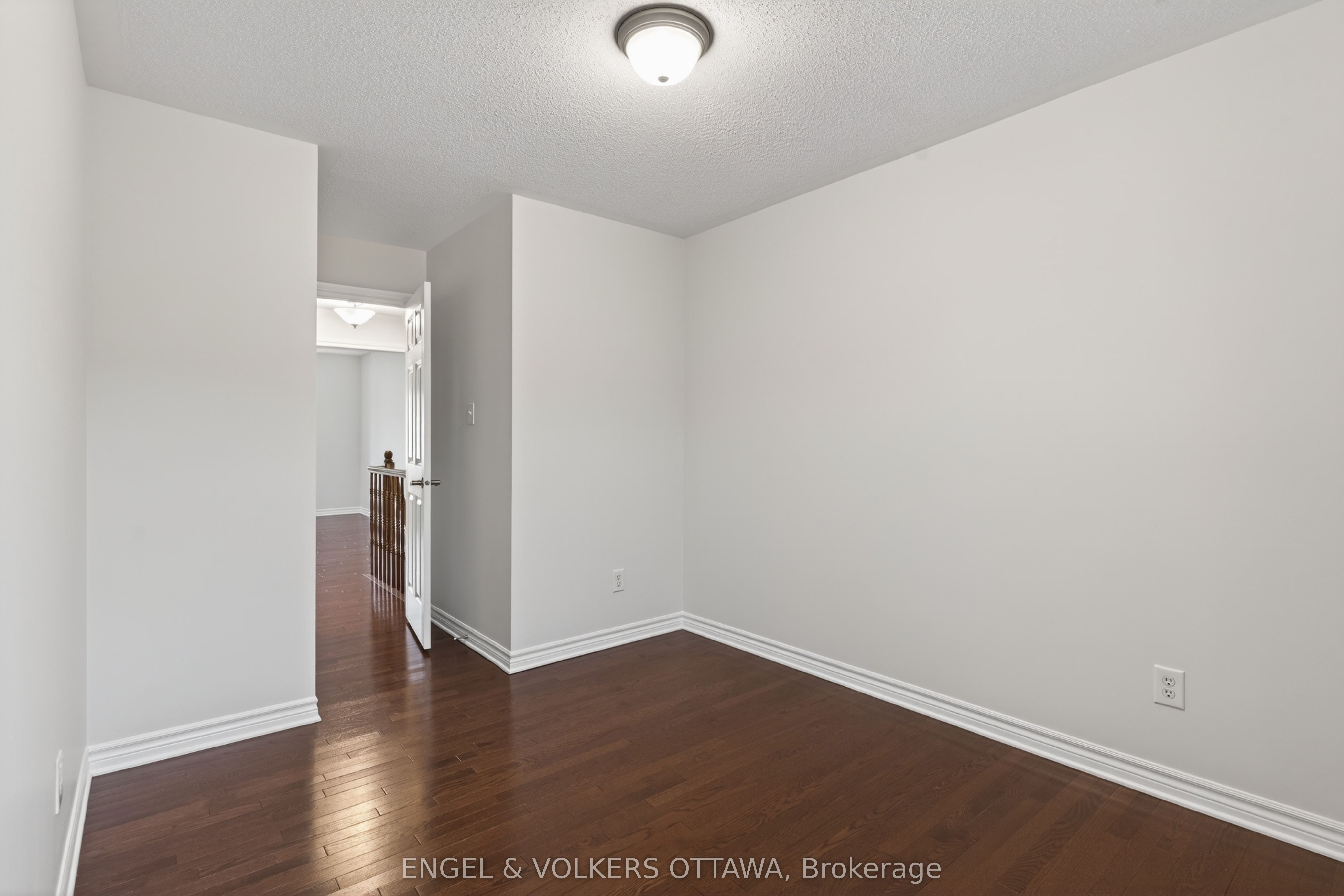 2043 Madrid Avenue Property Photo 43