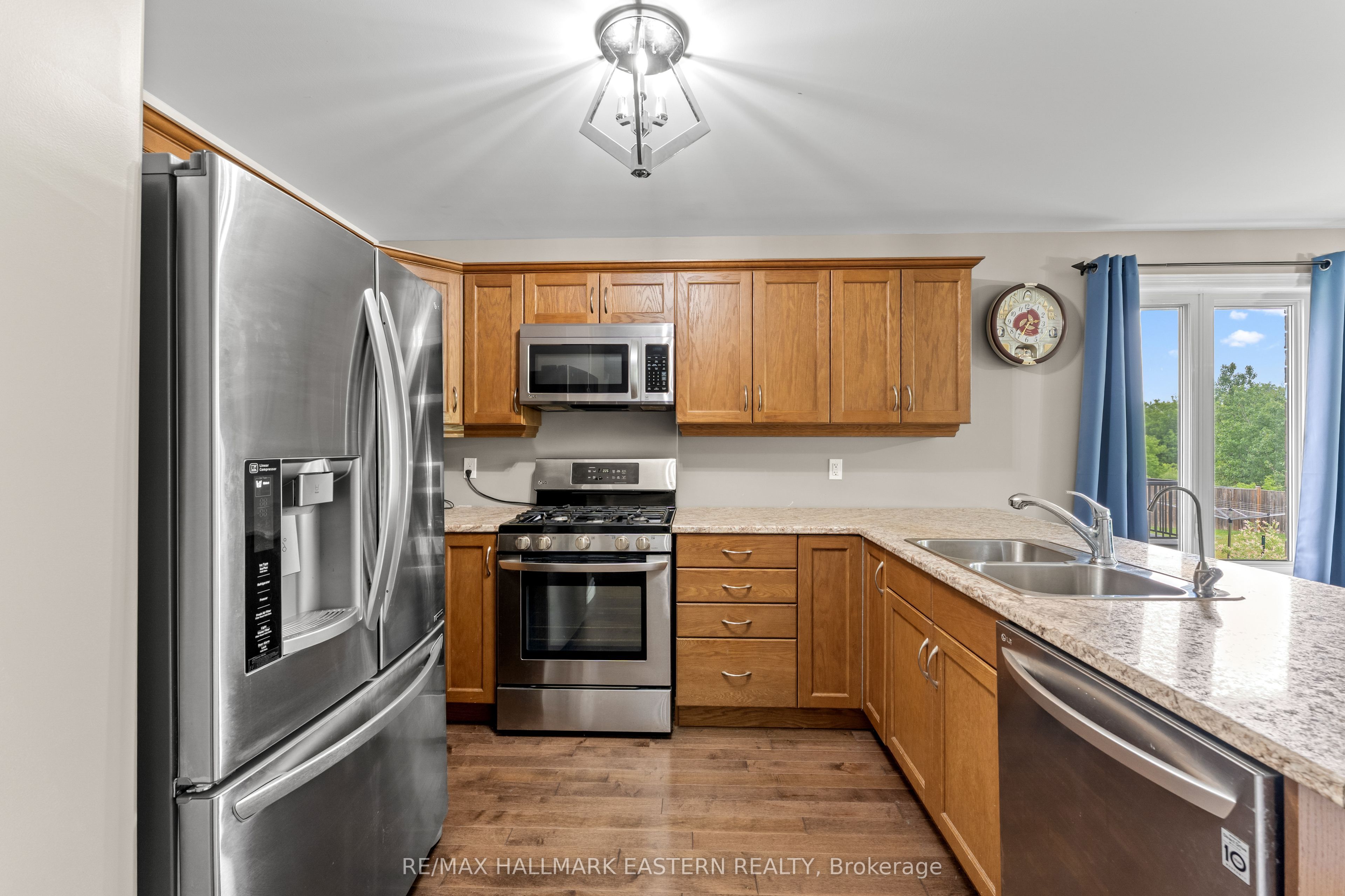 7 Millpond Lane Property Photo 4