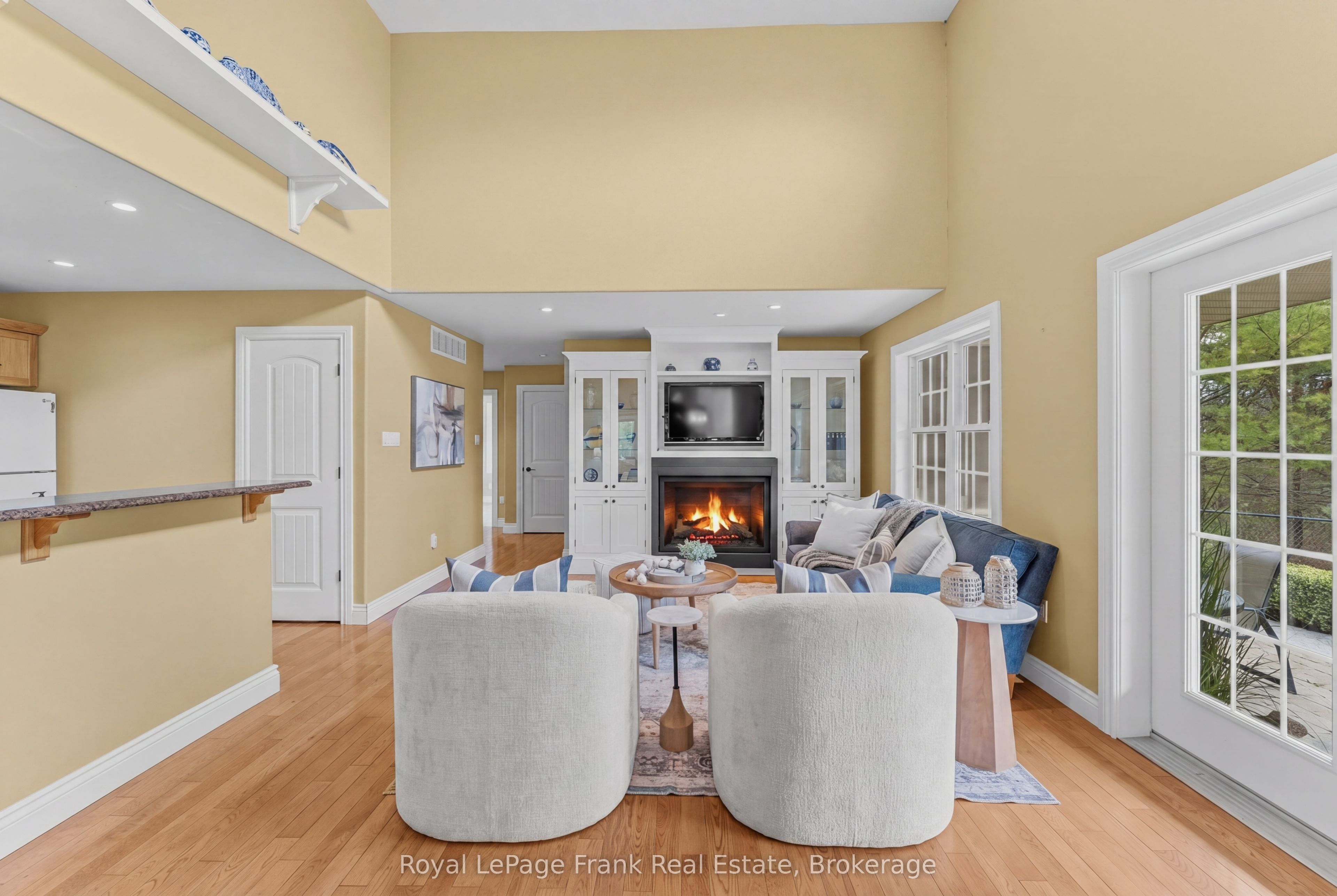 382 Lakehurst Circle Road Property Photo 16