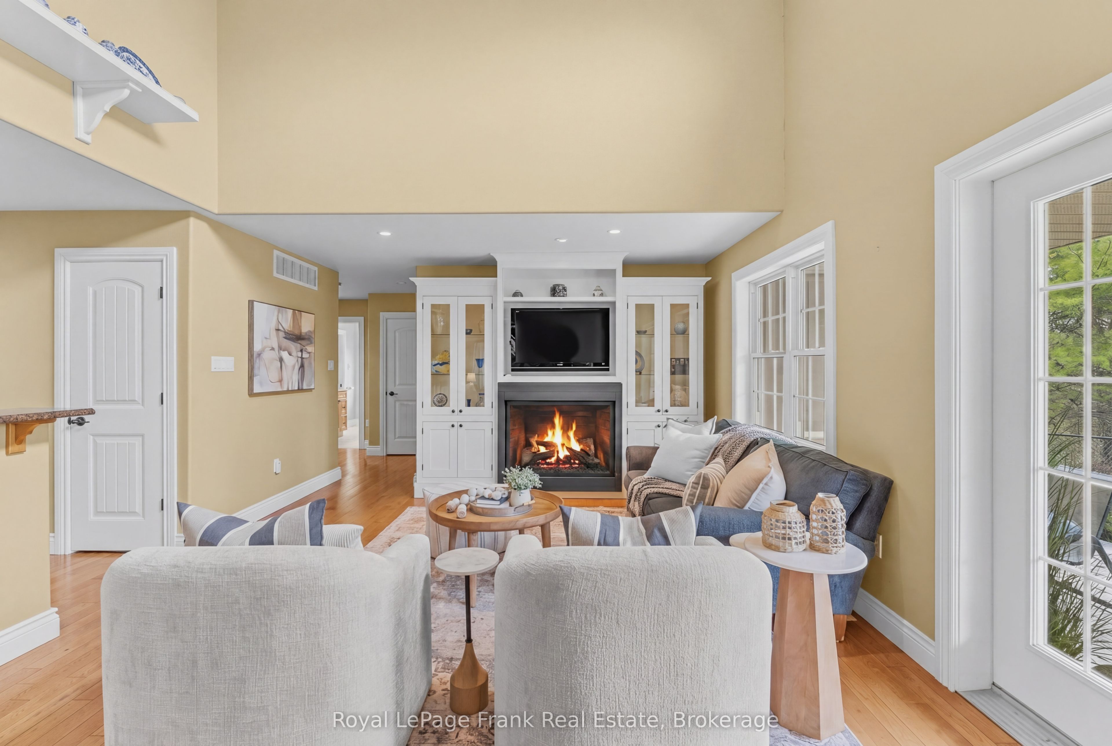 382 Lakehurst Circle Road Property Photo 18