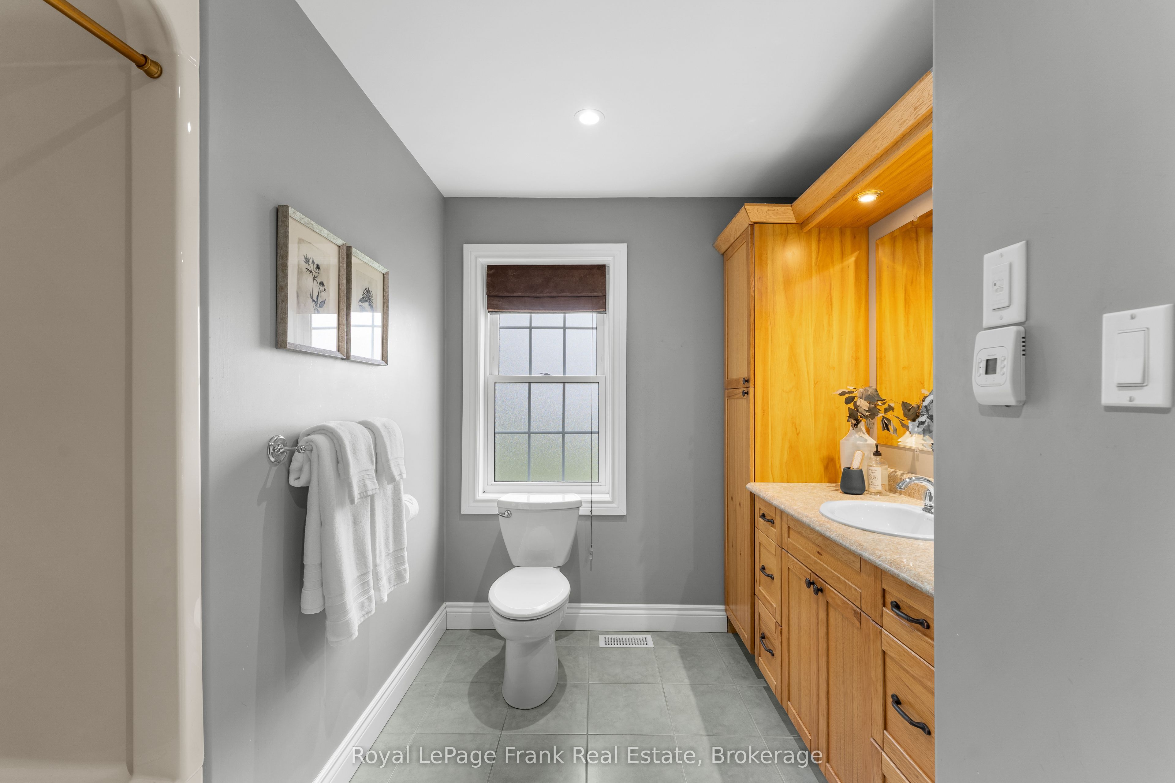 382 Lakehurst Circle Road Property Photo 25