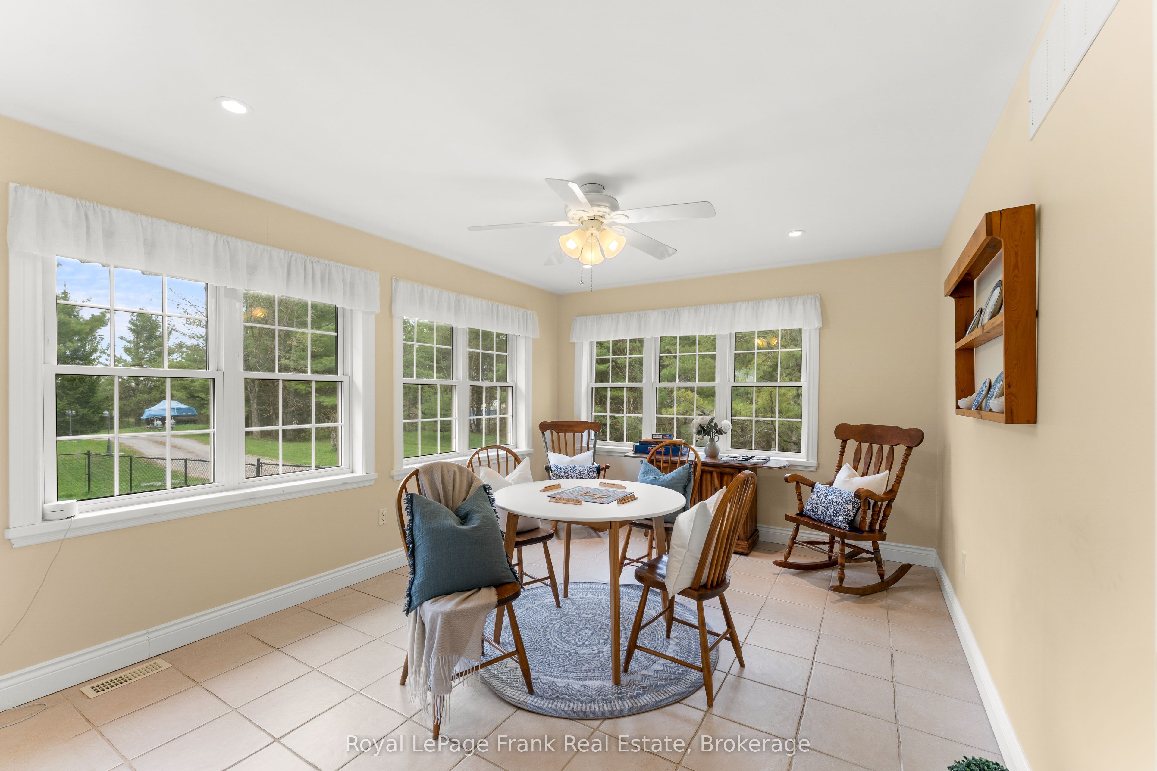 382 Lakehurst Circle Road Property Photo 32