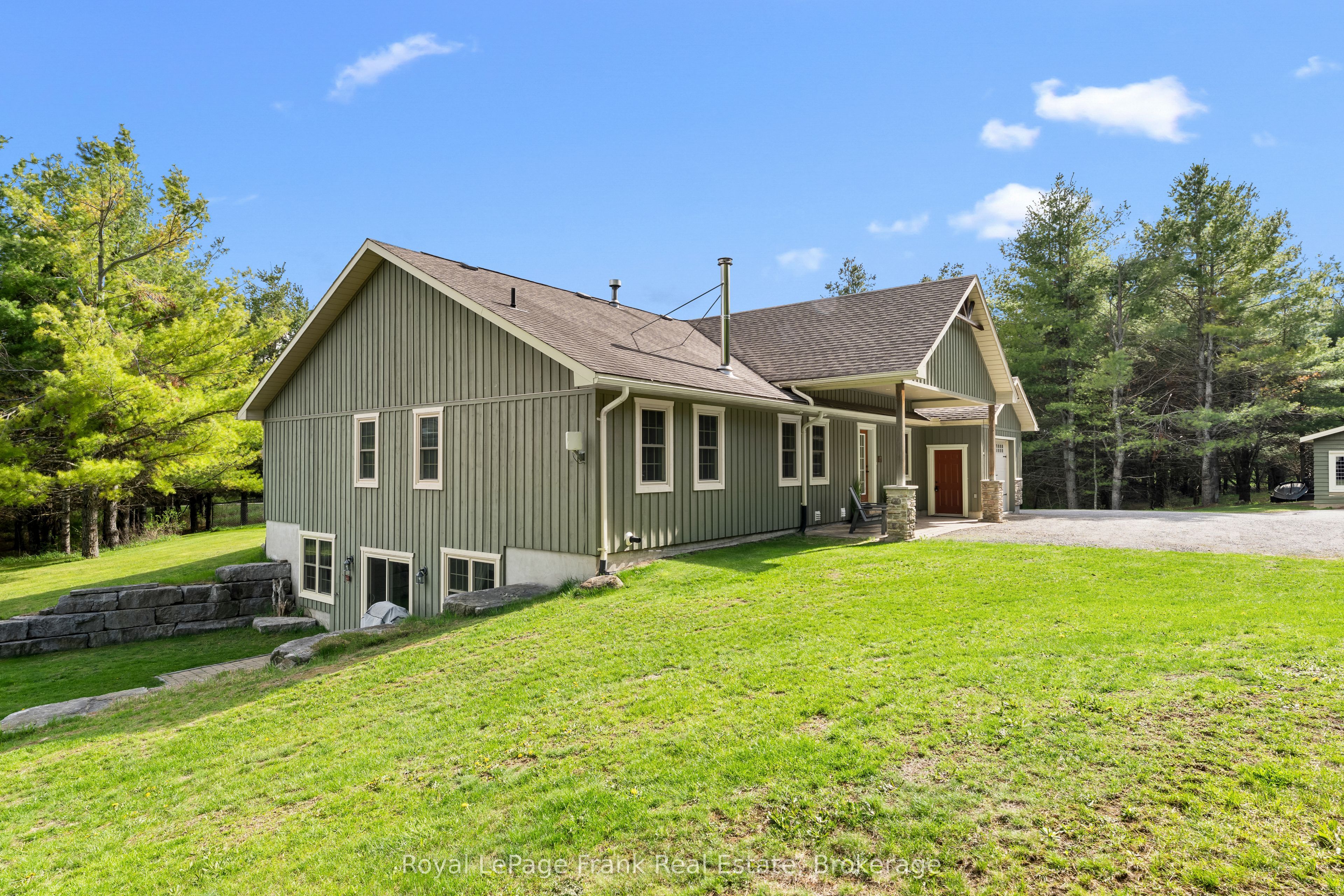 382 Lakehurst Circle Road Property Photo 45