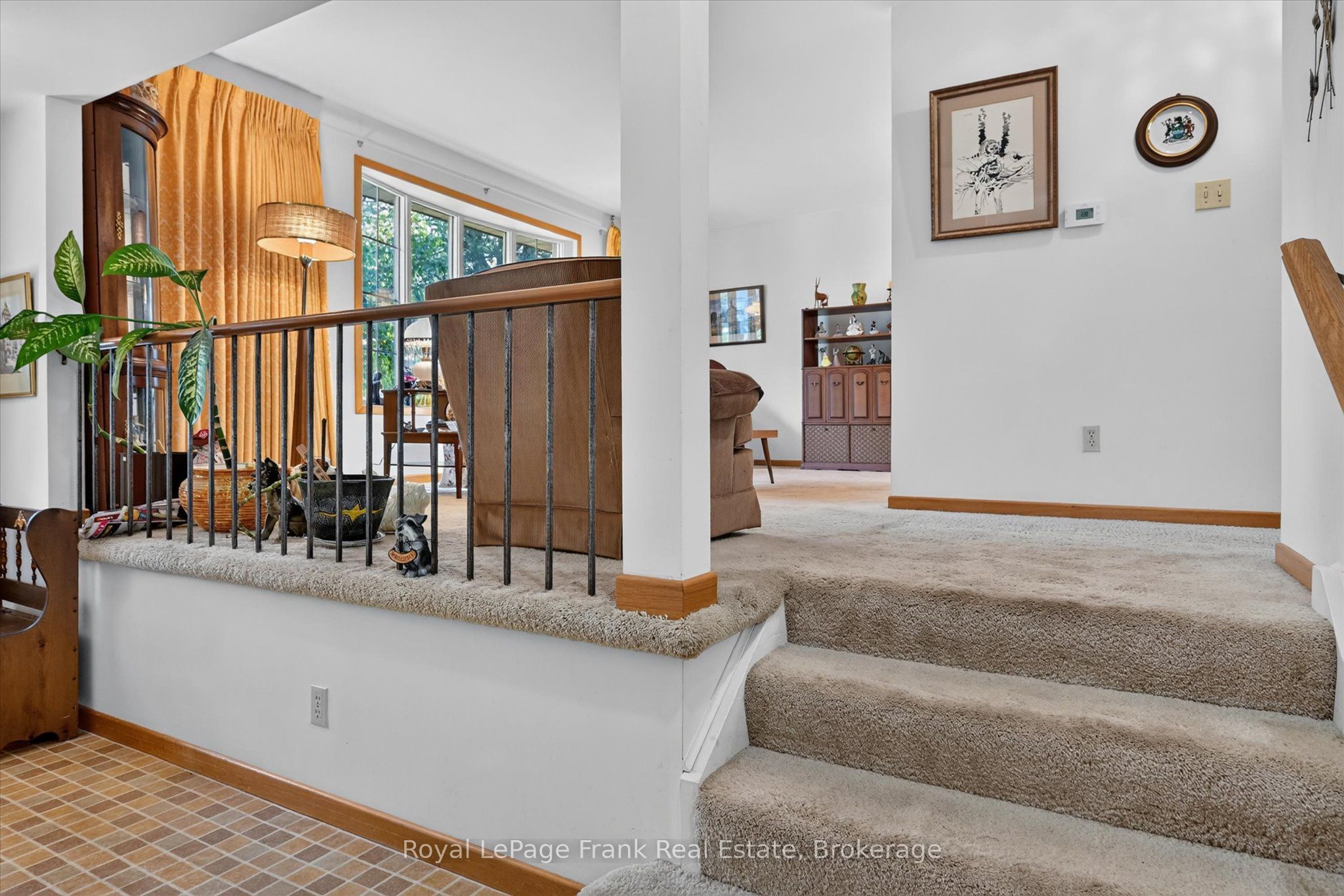 87 Oakwood Crescent Property Photo 4