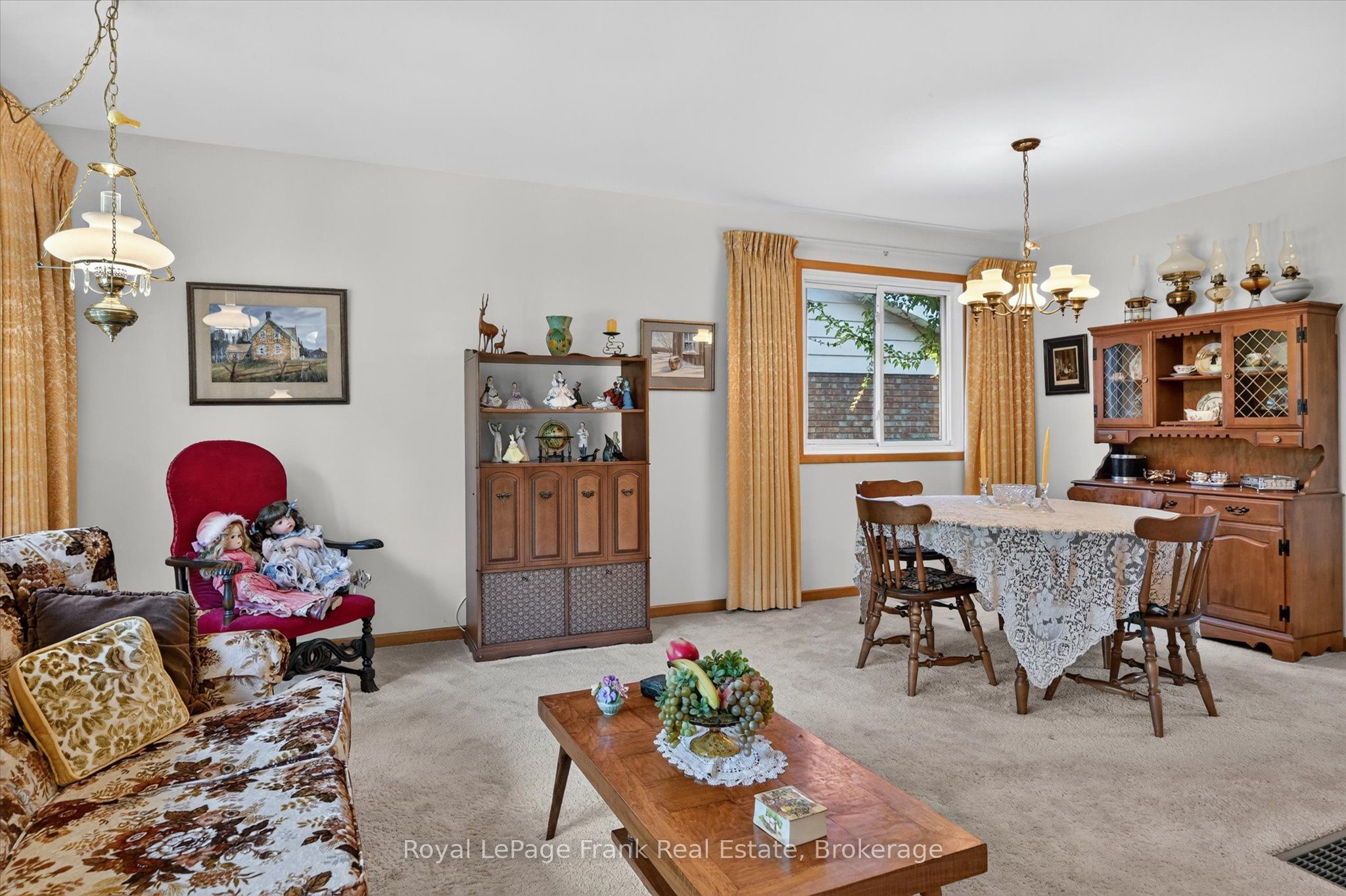 87 Oakwood Crescent Property Photo 8