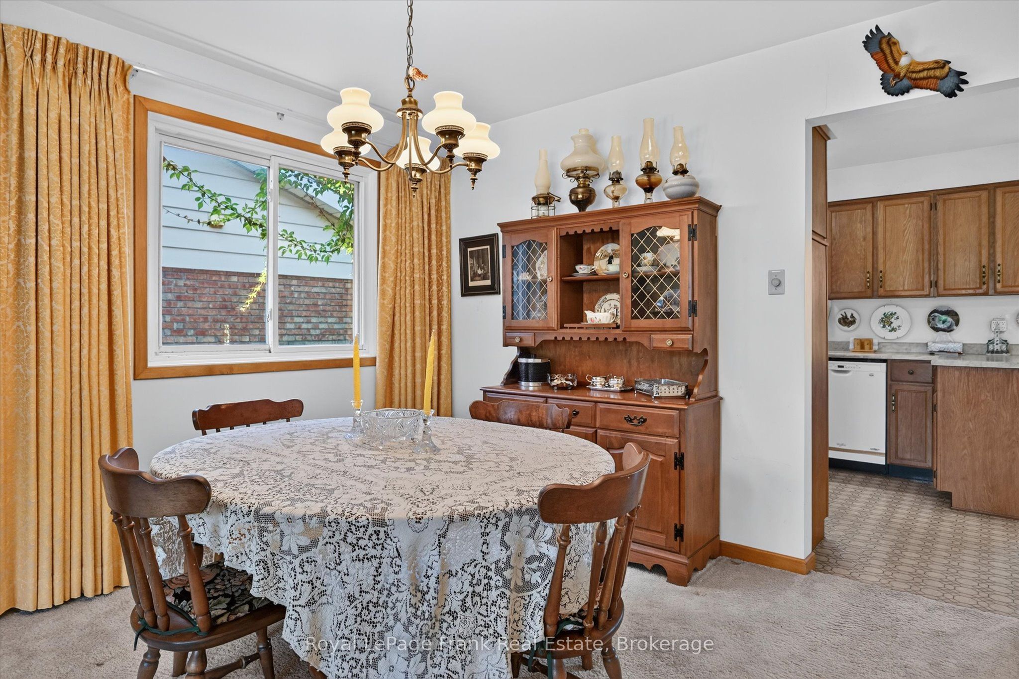 87 Oakwood Crescent Property Photo 9