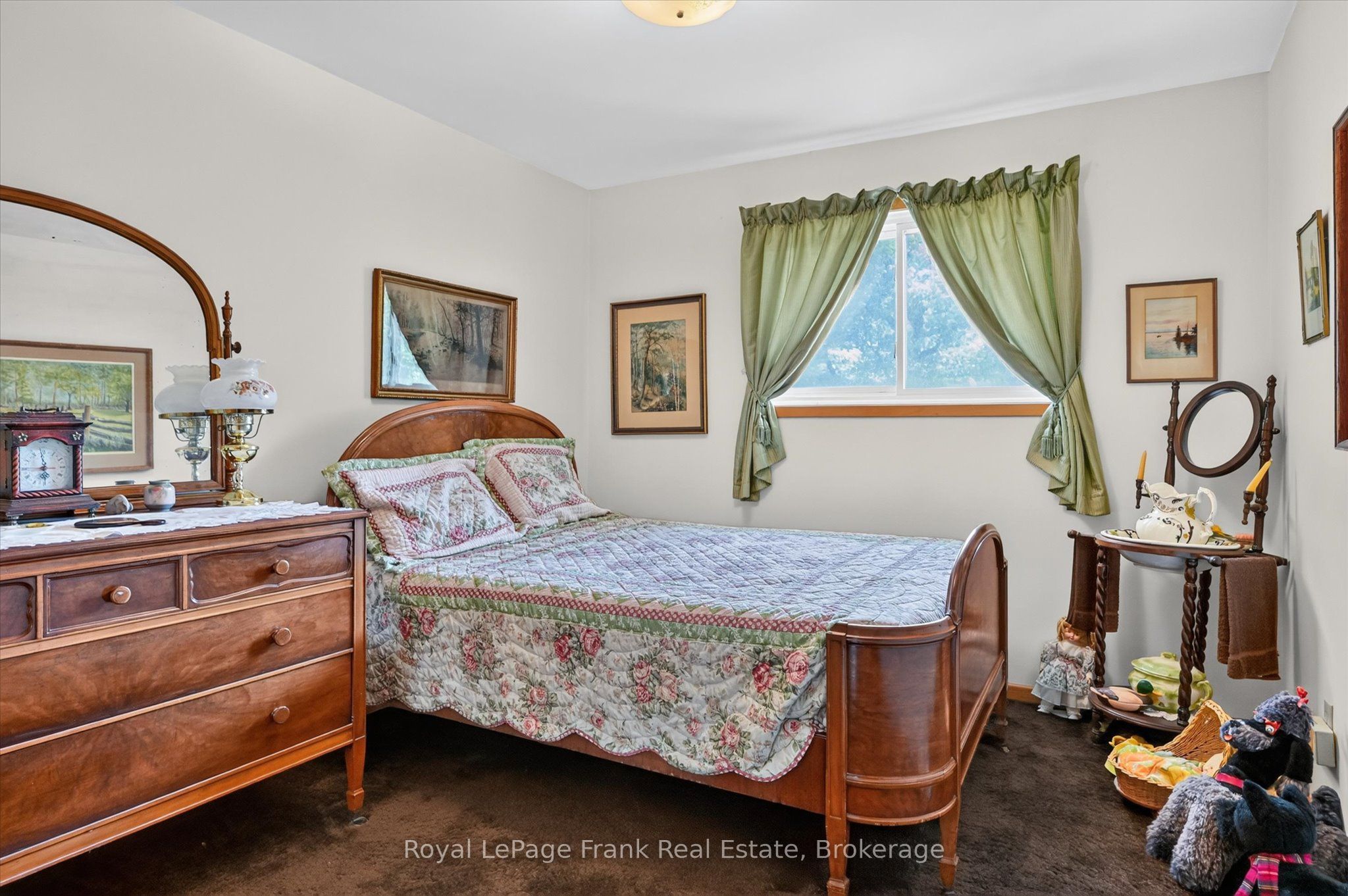 87 Oakwood Crescent Property Photo 26