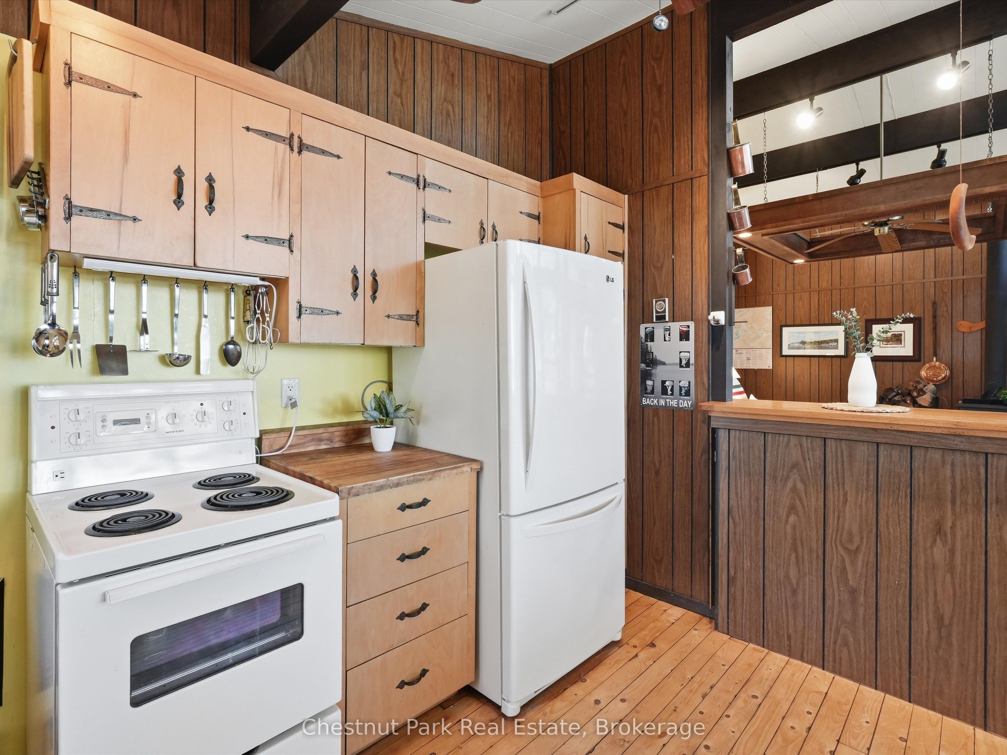1087 Glenmount Road Property Photo 9
