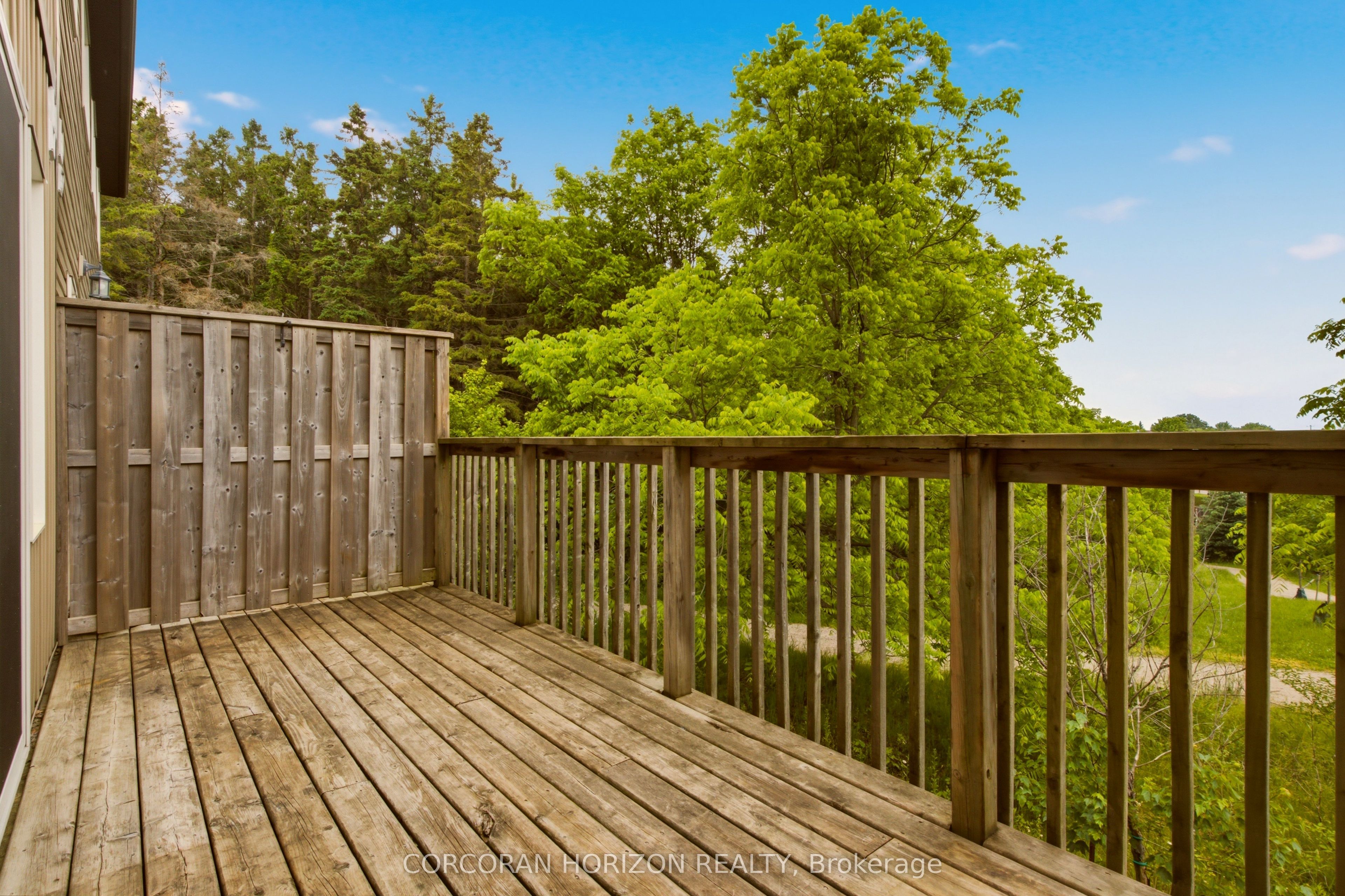 1180 Countrystone Drive 14 Property Photo 12