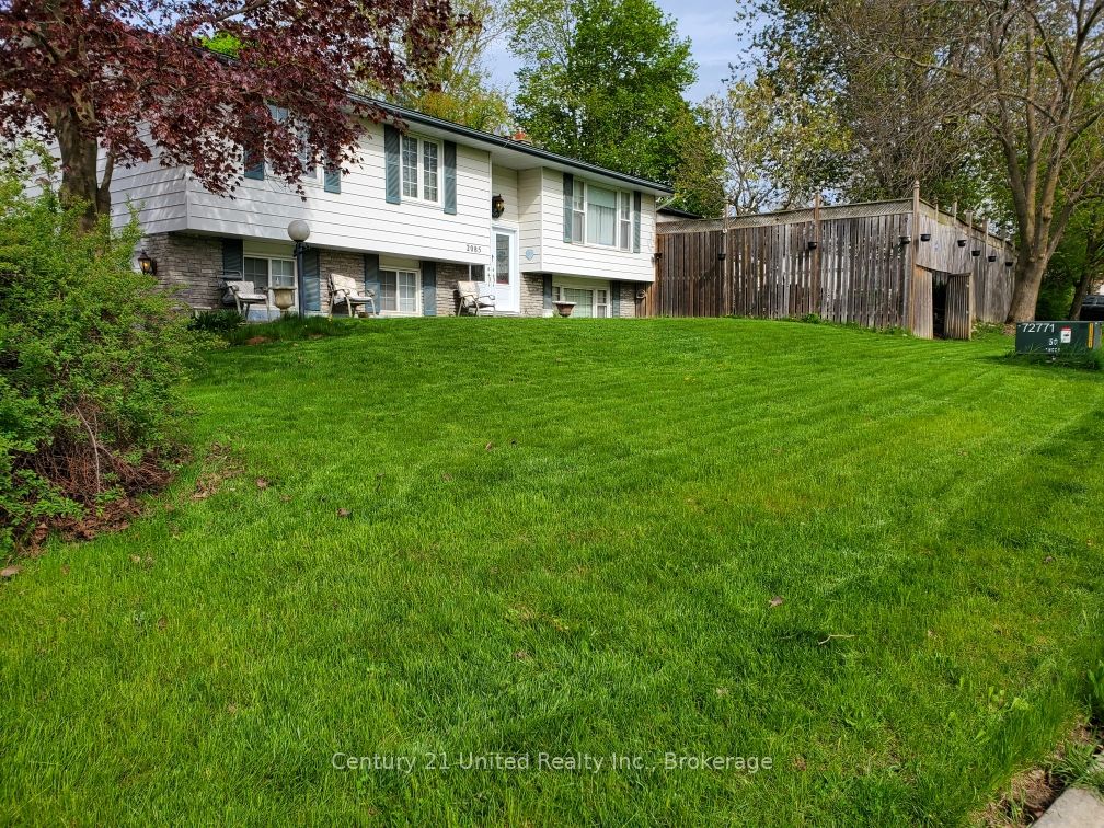 2085 Springwood Road Property Photo 1
