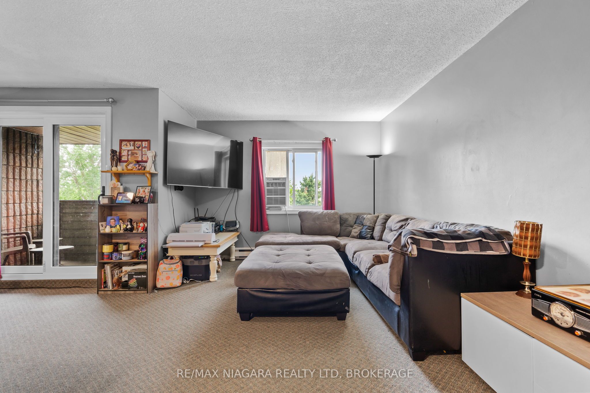 72 Main Street 325 Property Photo 4