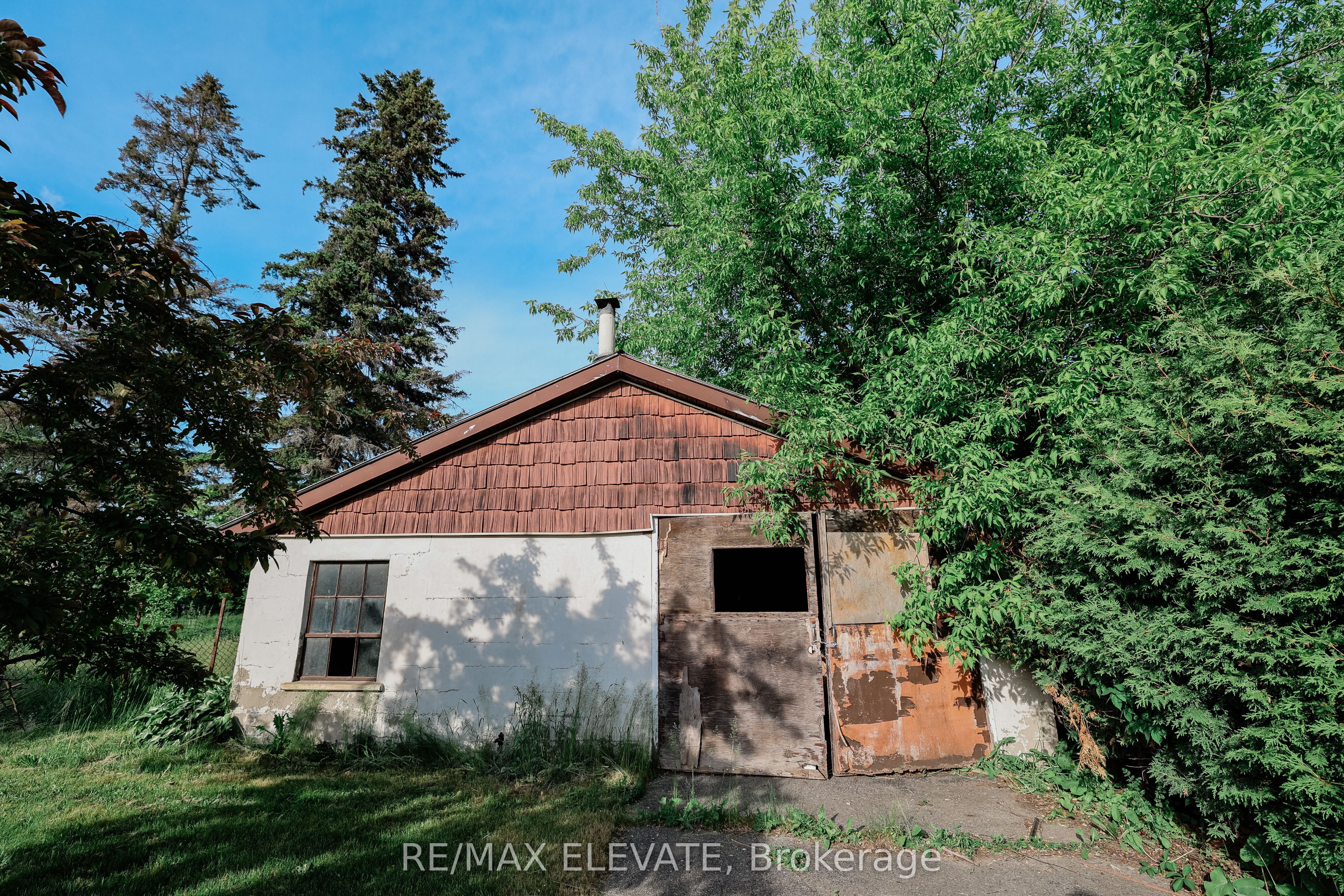 106 Whites Road Property Photo 4