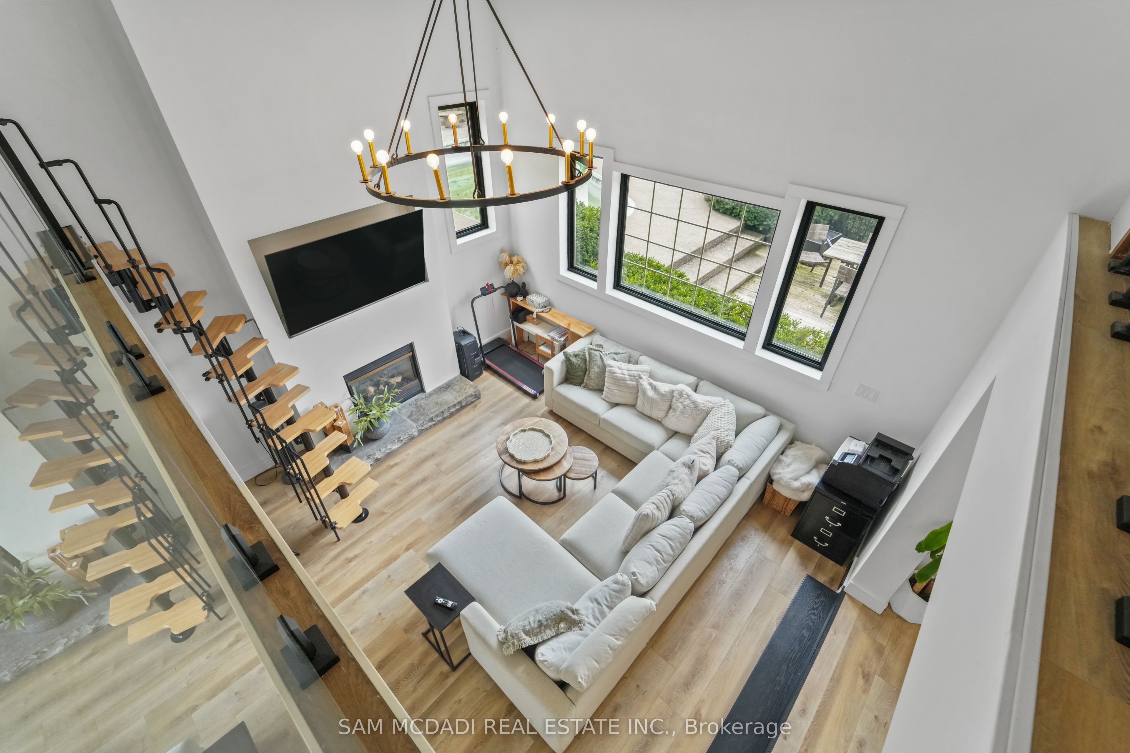 477 Fairview Street Property Photo 28