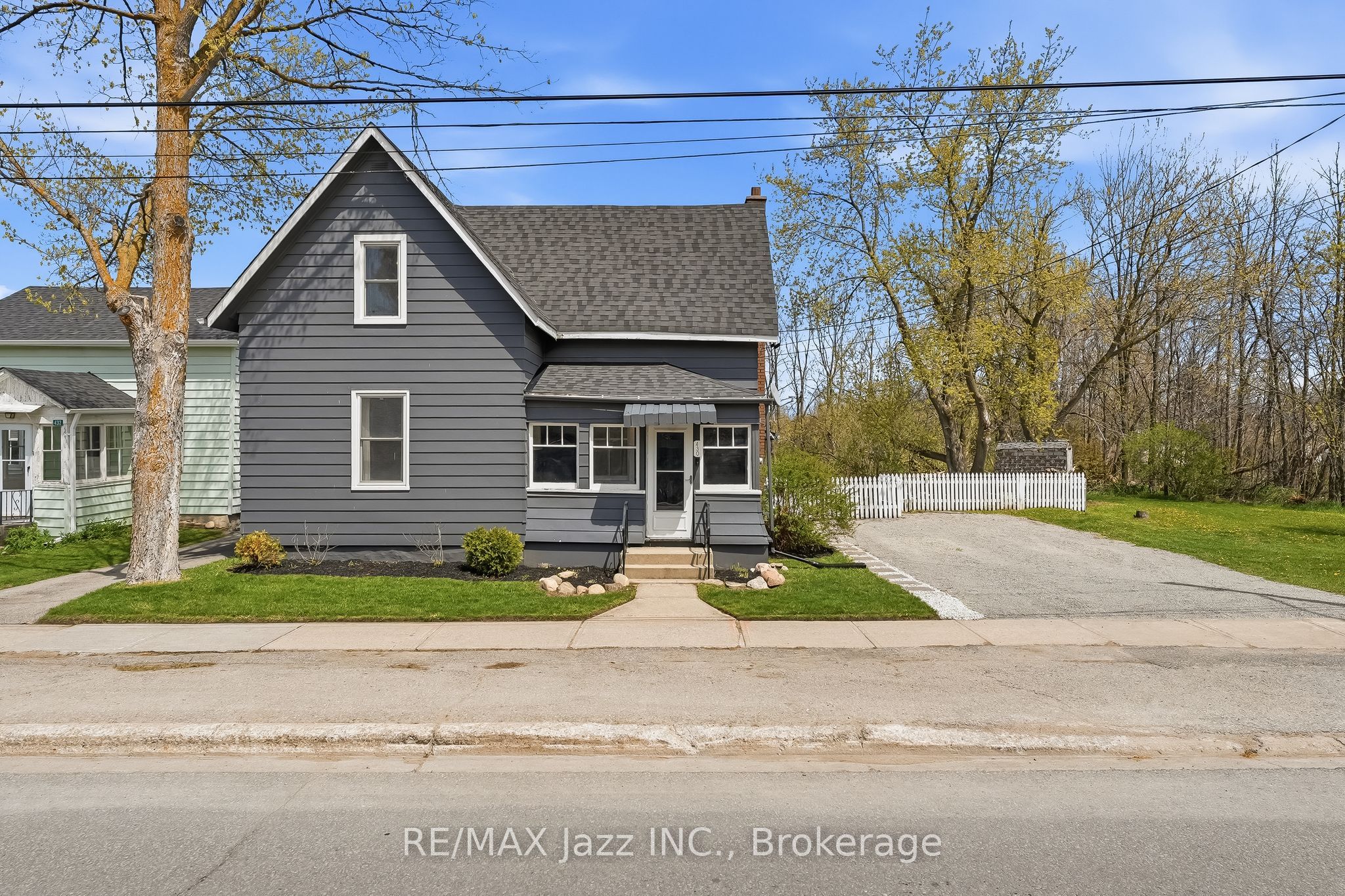 430 Eldon Road Property Photo 2