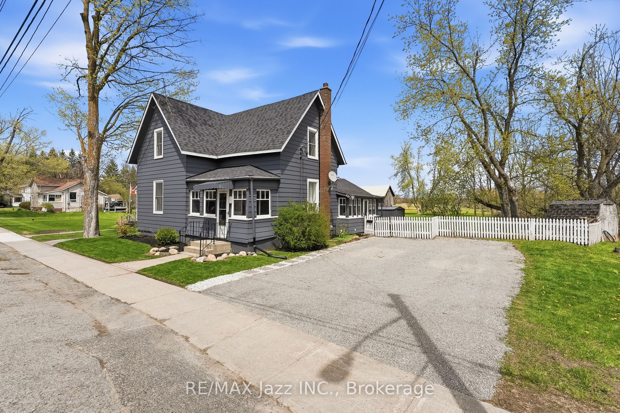 430 Eldon Road Property Photo 3