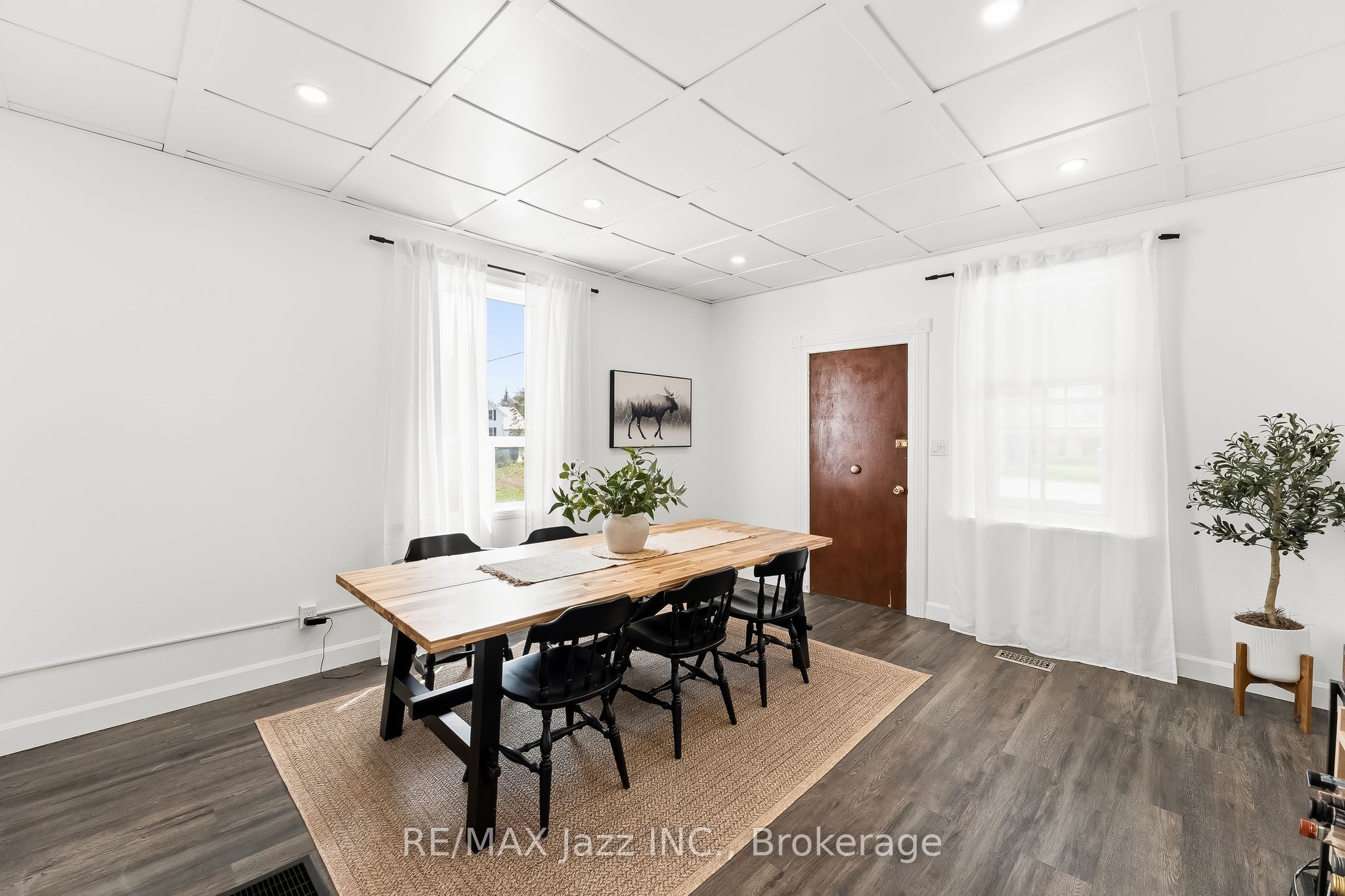 430 Eldon Road Property Photo 11