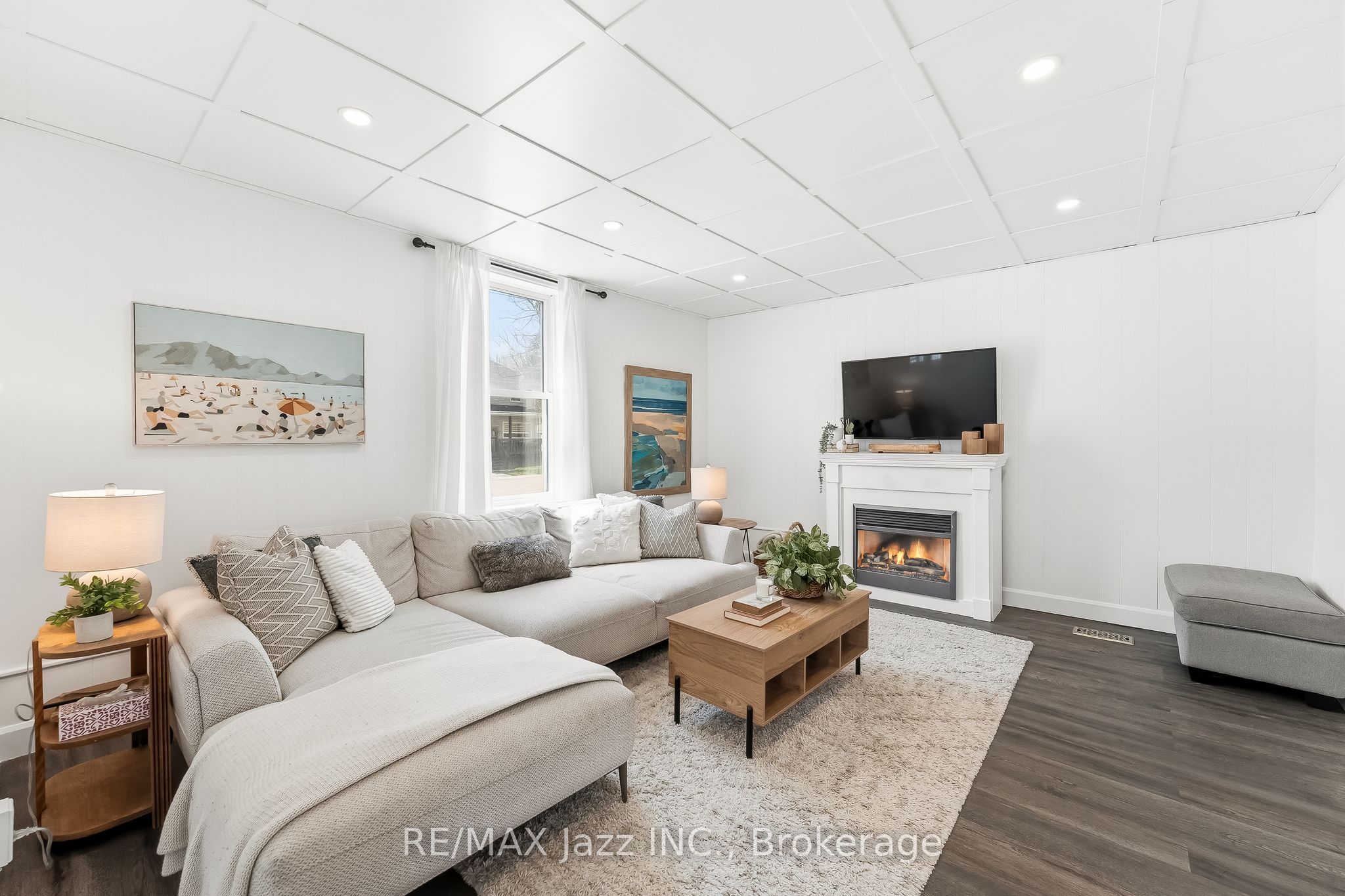 430 Eldon Road Property Photo 12