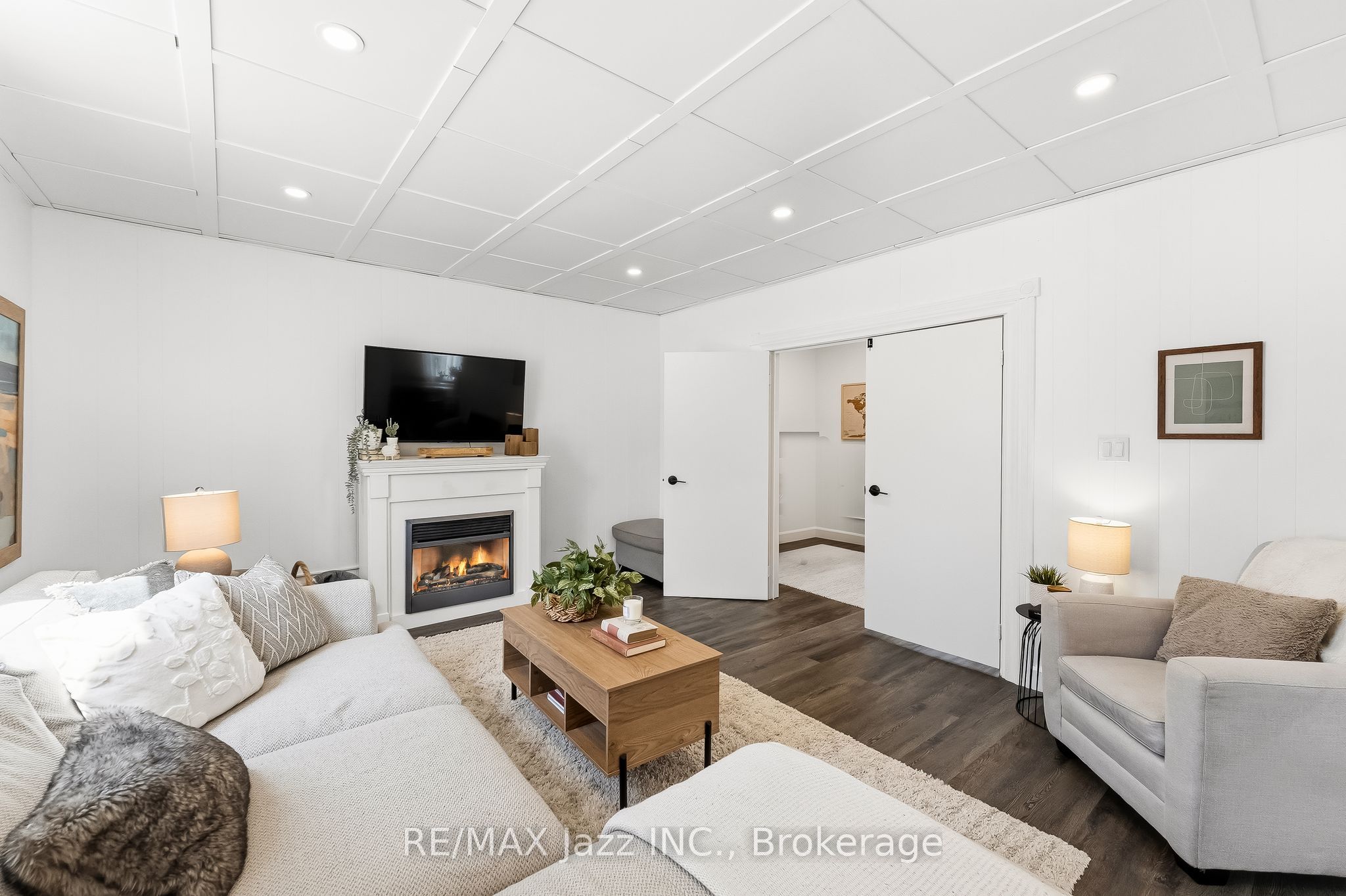 430 Eldon Road Property Photo 15