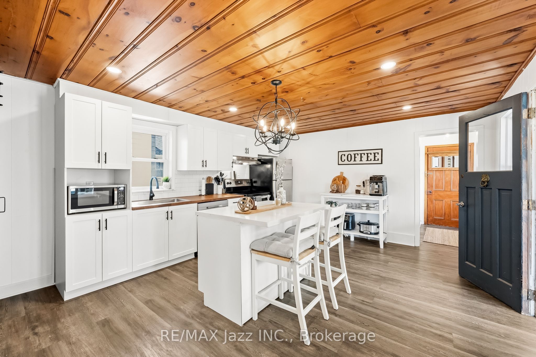 430 Eldon Road Property Photo 16