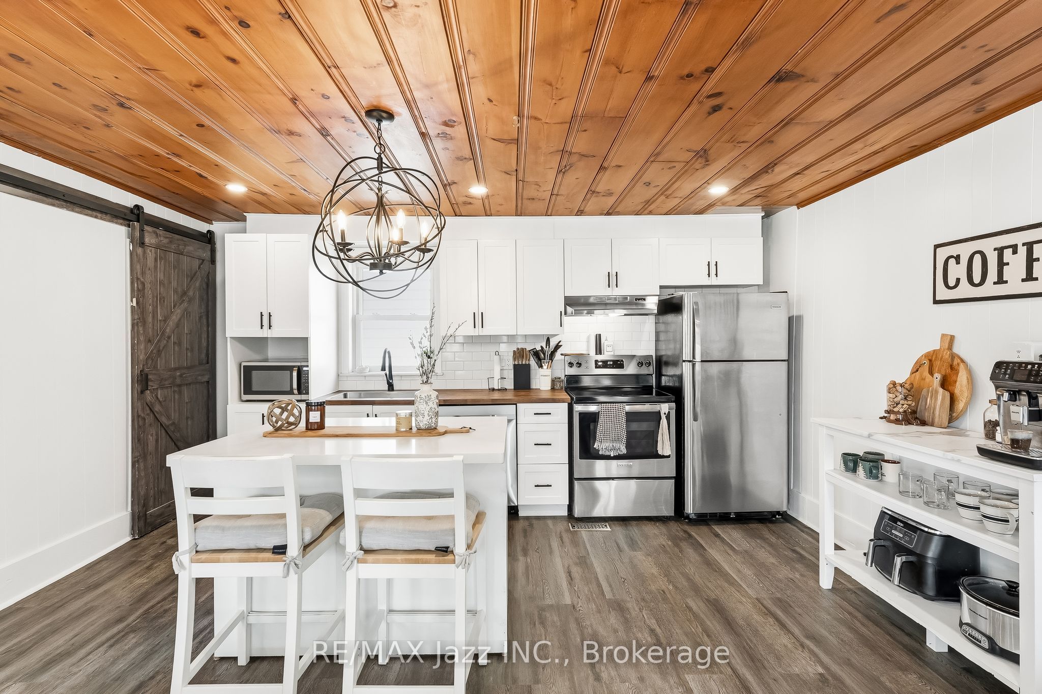 430 Eldon Road Property Photo 20