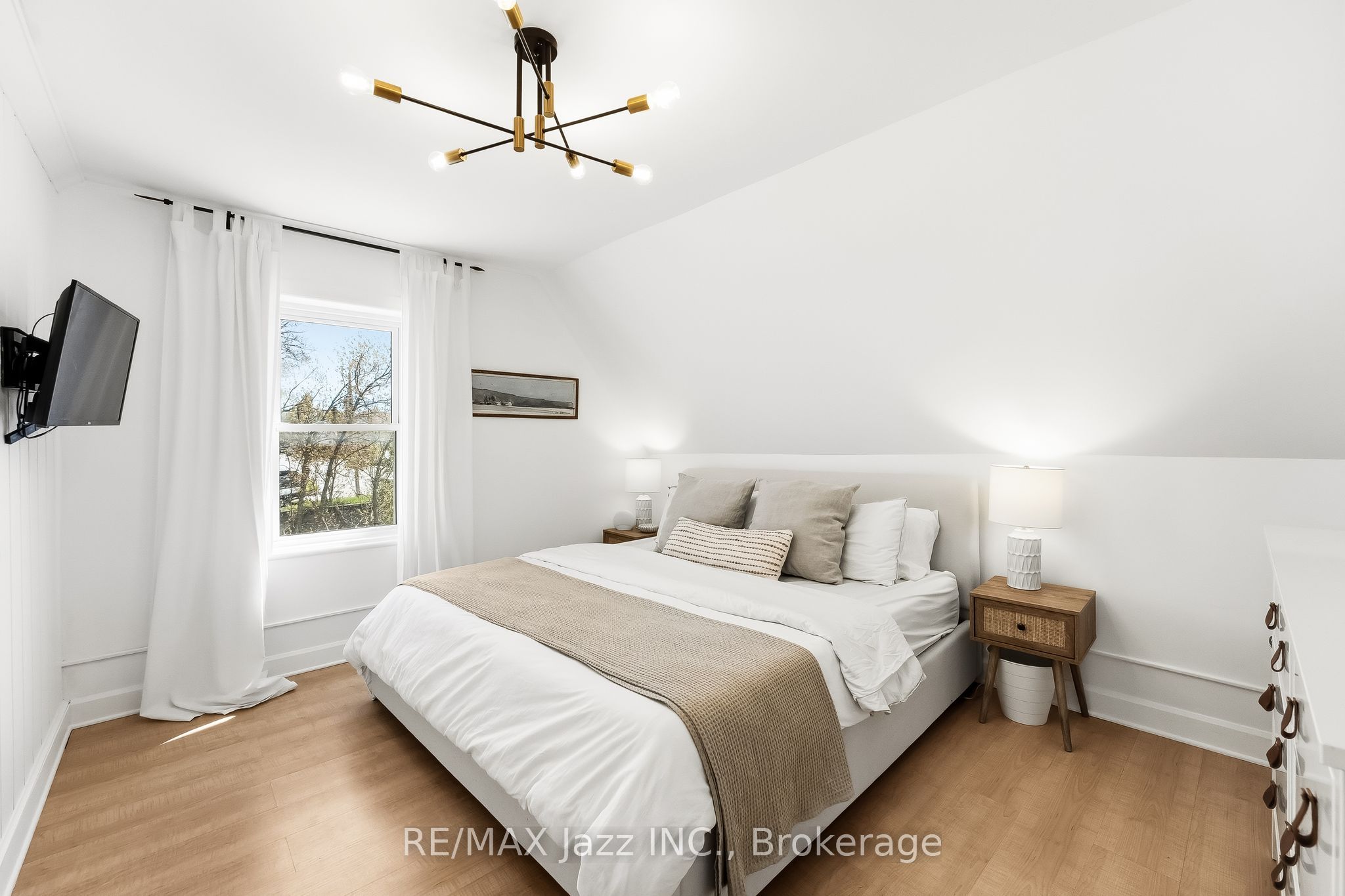 430 Eldon Road Property Photo 25