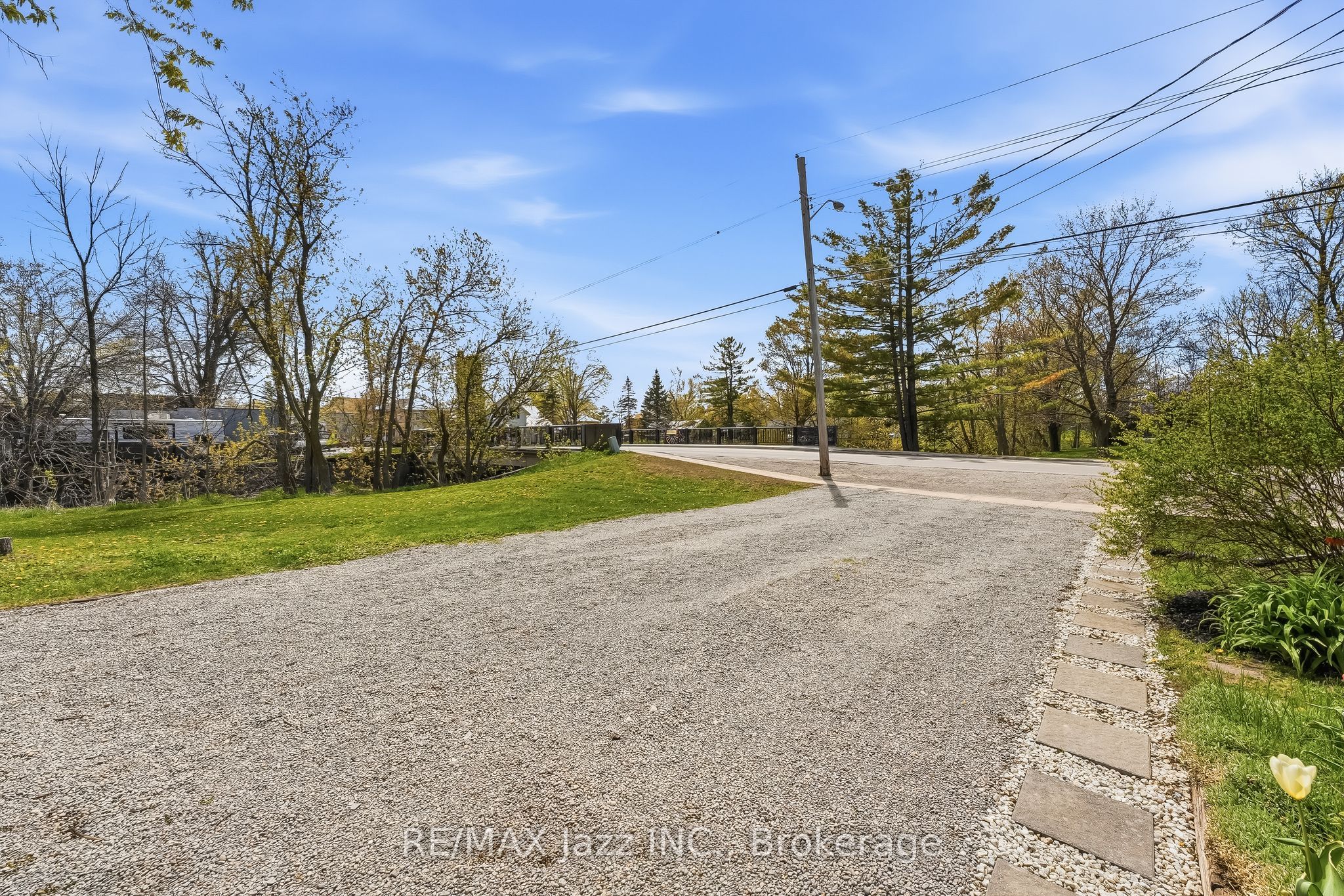 430 Eldon Road Property Photo 34