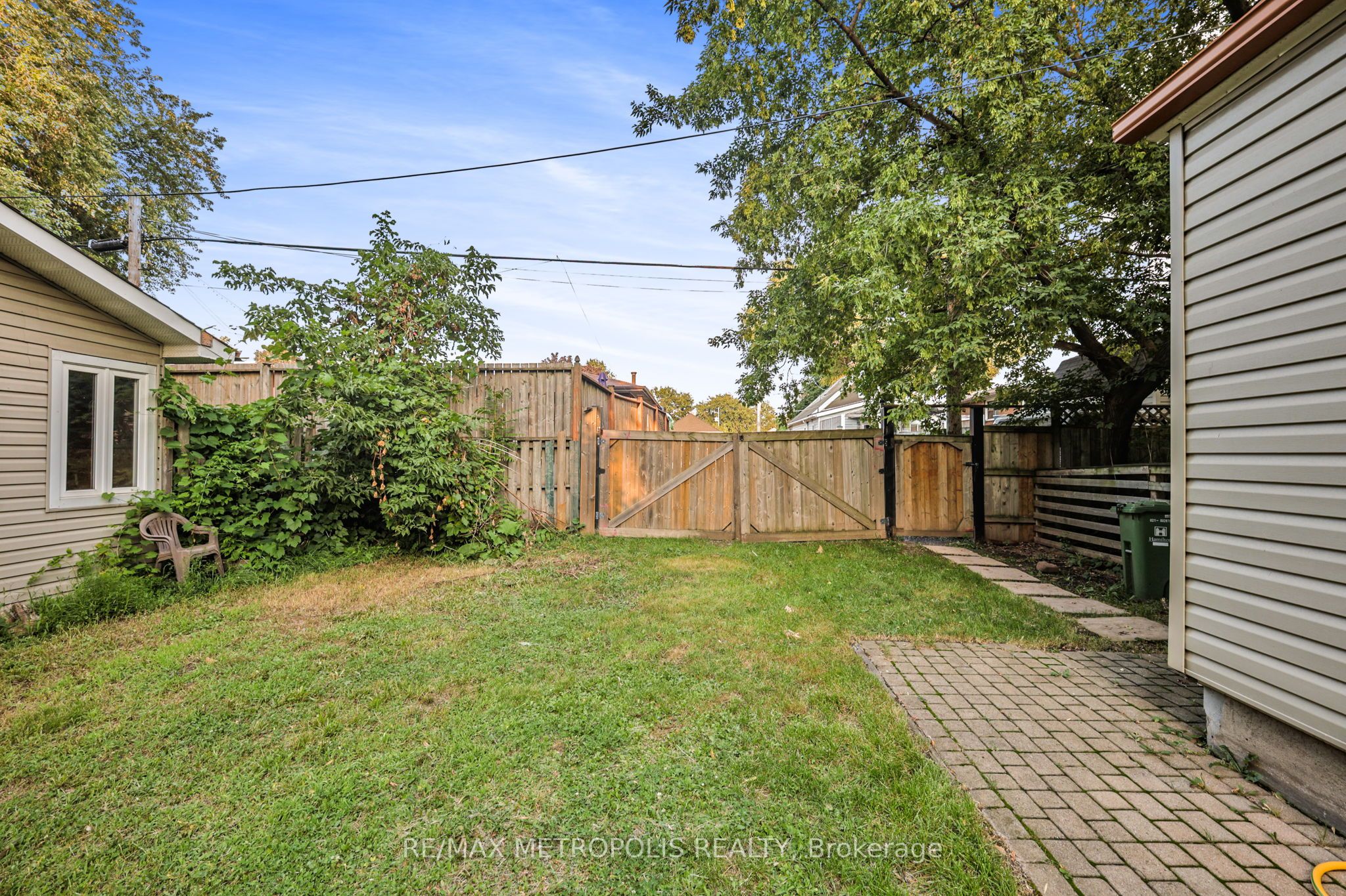 719 Knox Avenue Property Photo 7