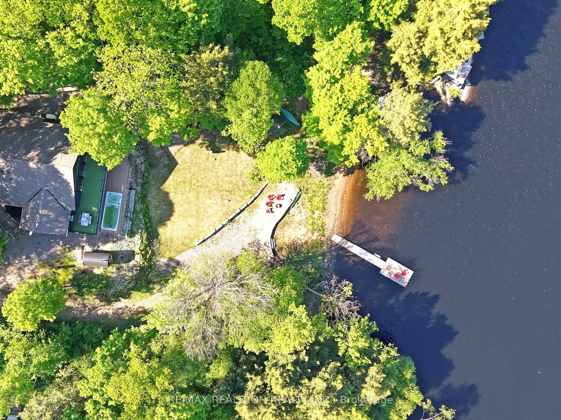 1575 Rugged Lane Property Photo 4