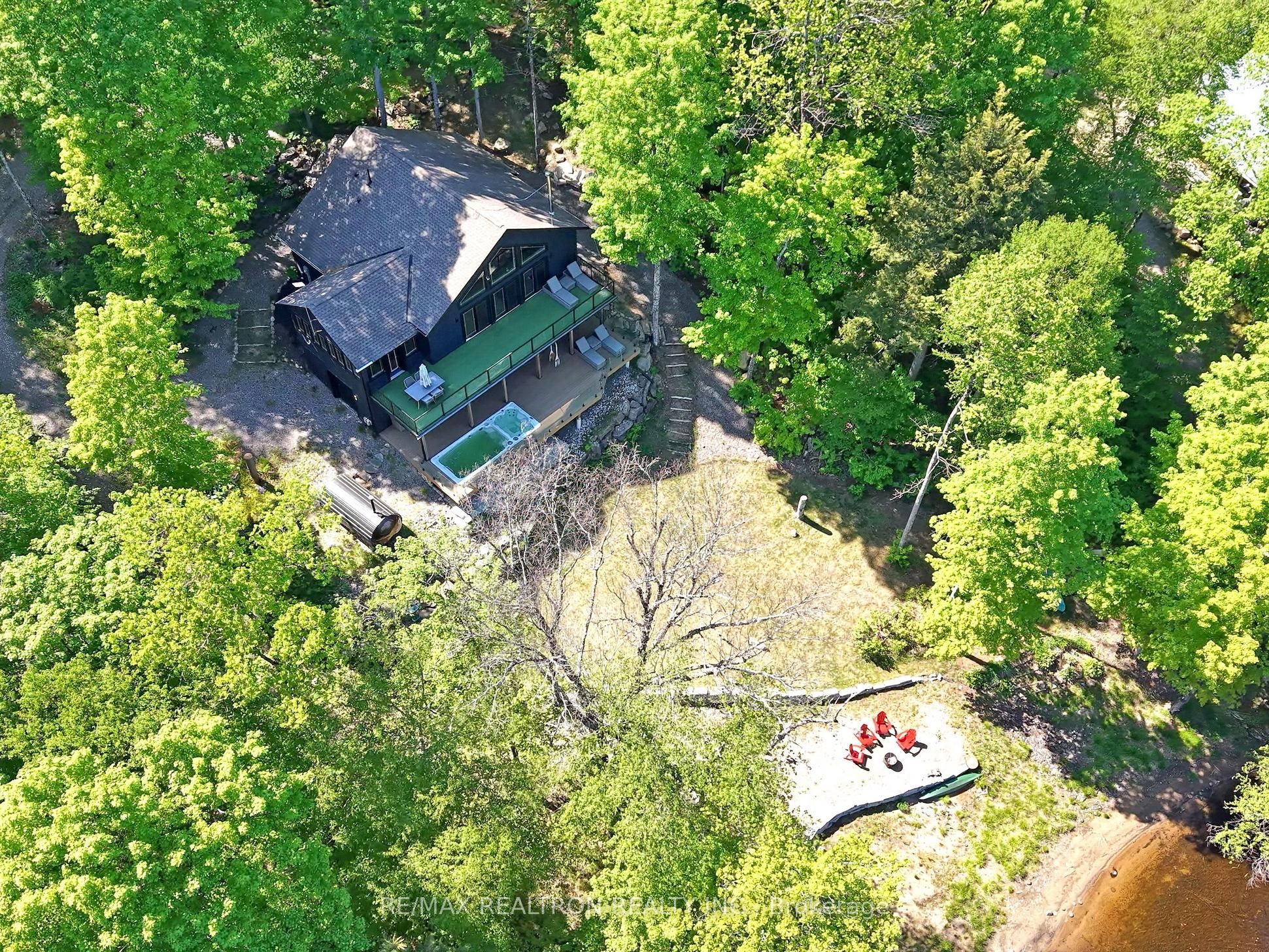 1575 Rugged Lane Property Photo 6