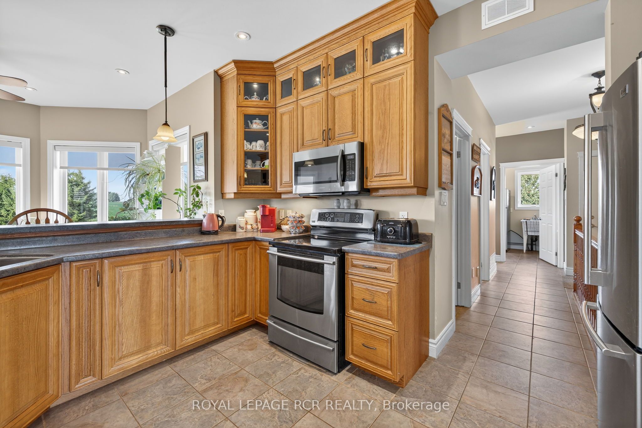 6128 Eighth Line Property Photo 12