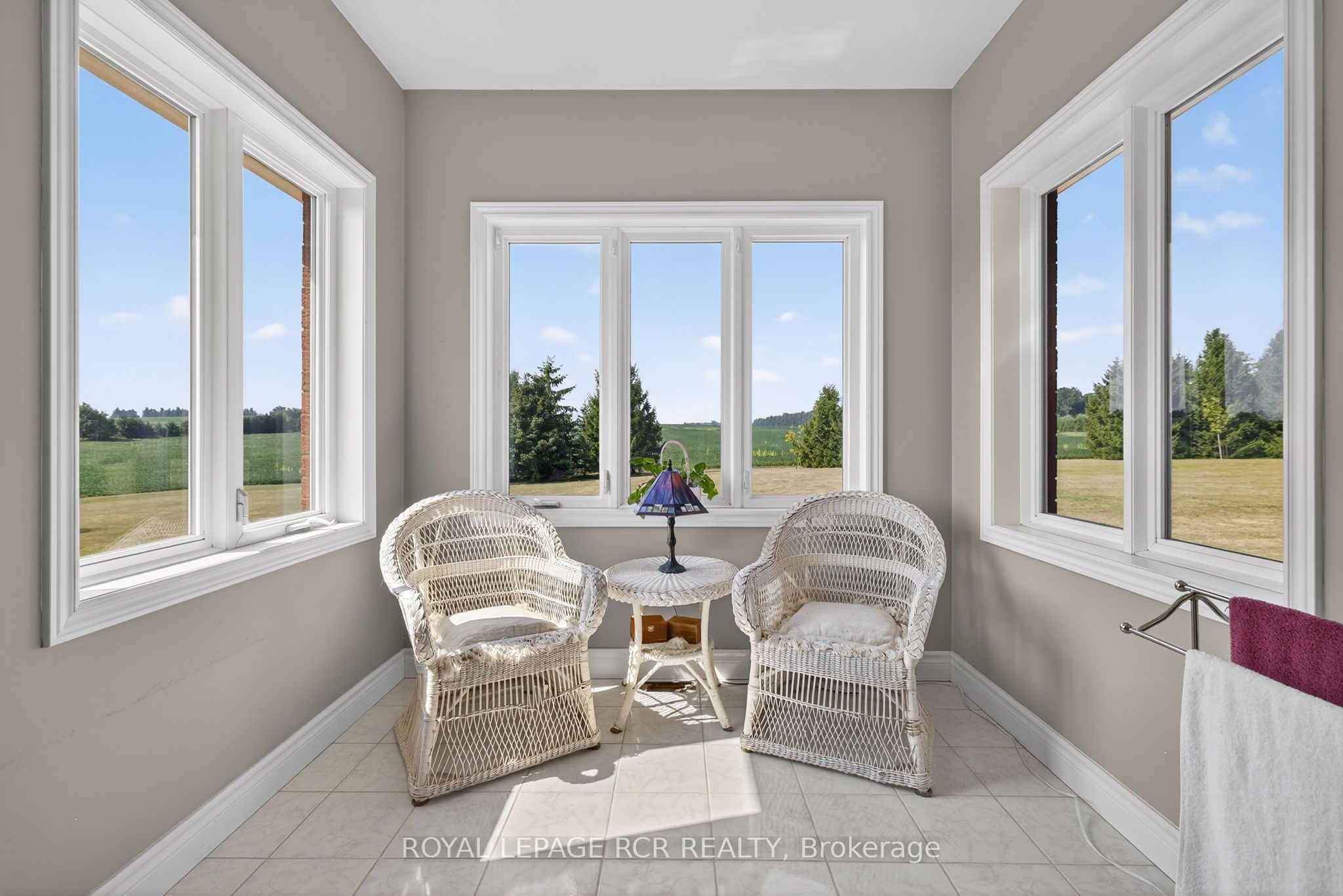 6128 Eighth Line Property Photo 32