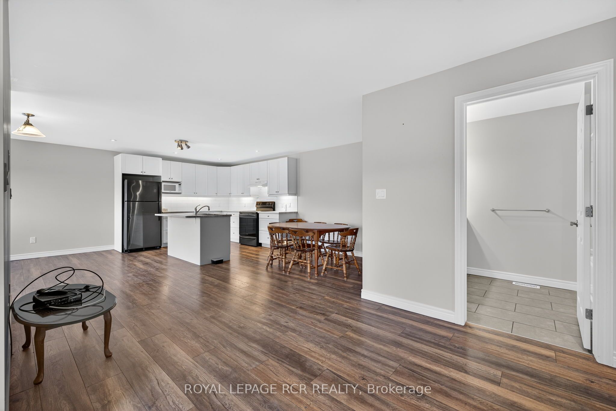 6128 Eighth Line Property Photo 33