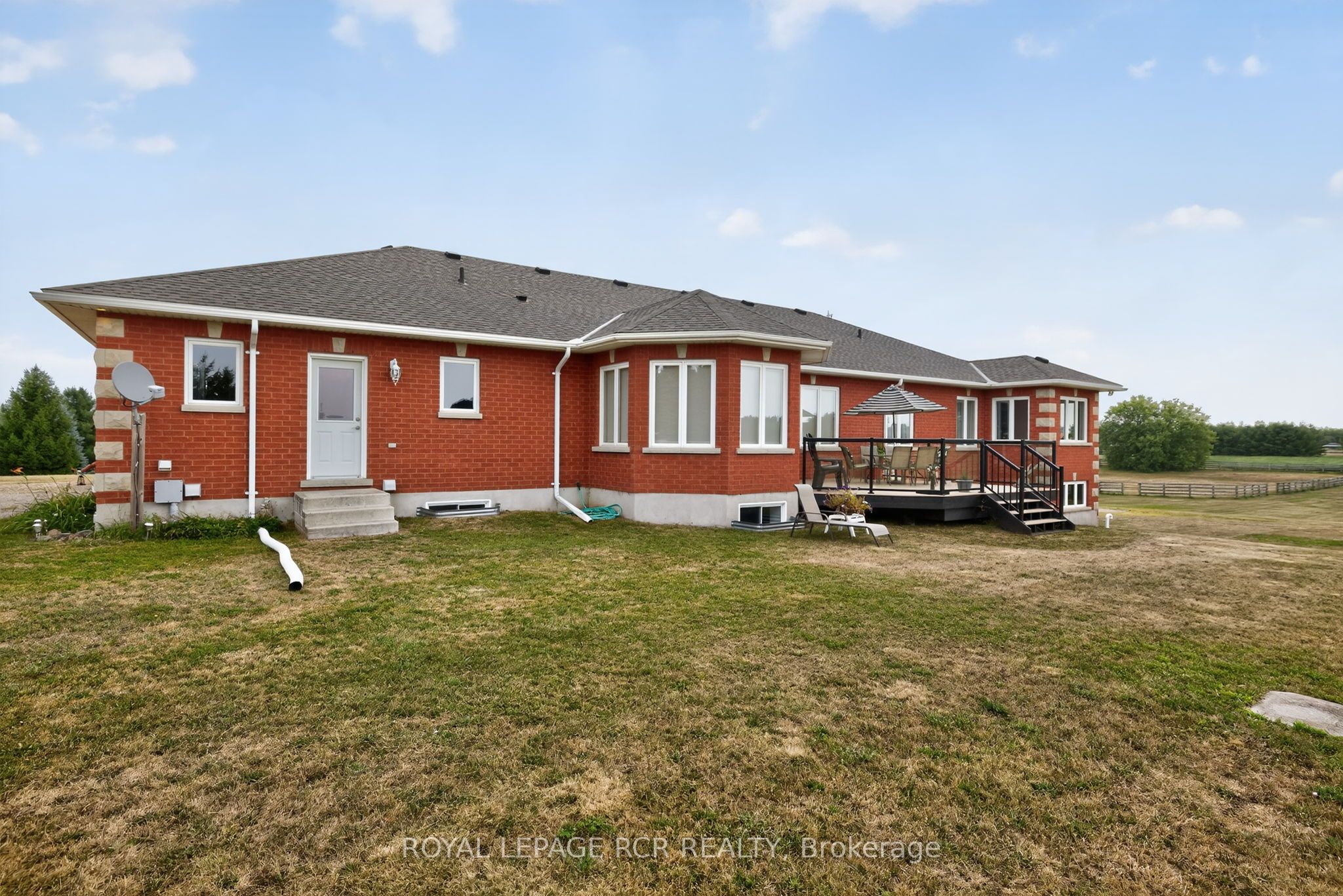 6128 Eighth Line Property Photo 44