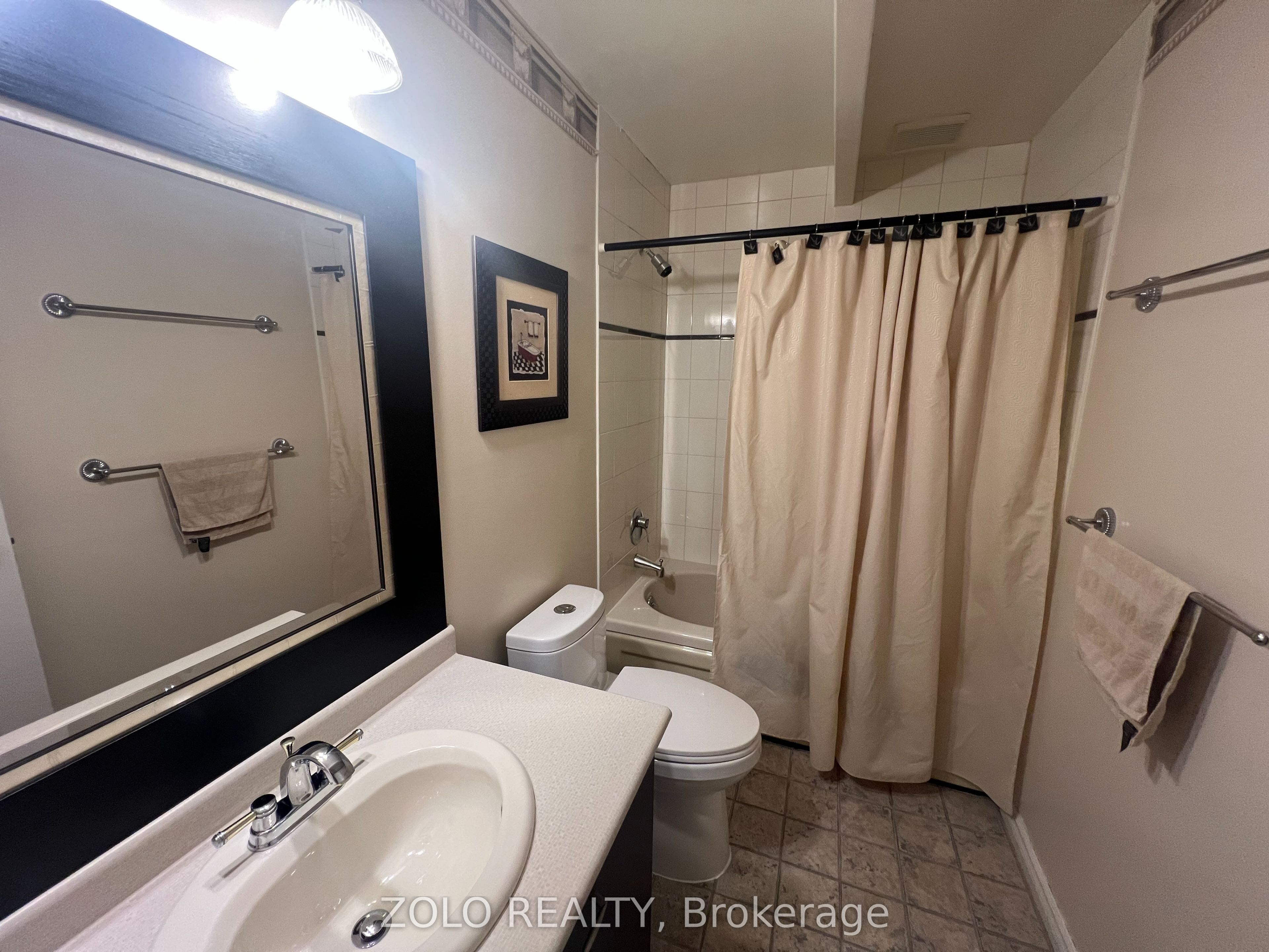 112 Carmichael Crescent Property Photo 26