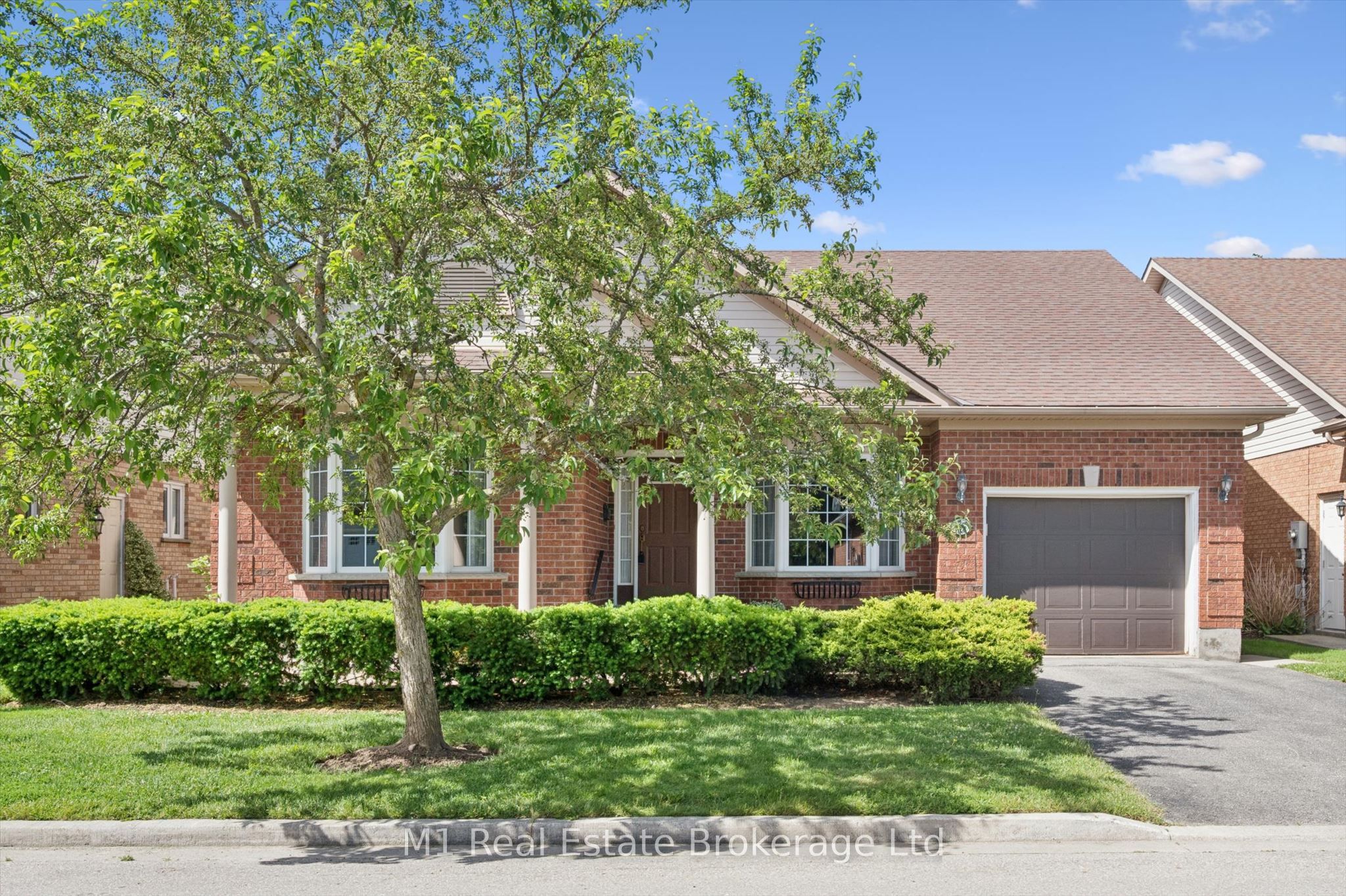 55 Honeysuckle Drive Property Photo 1